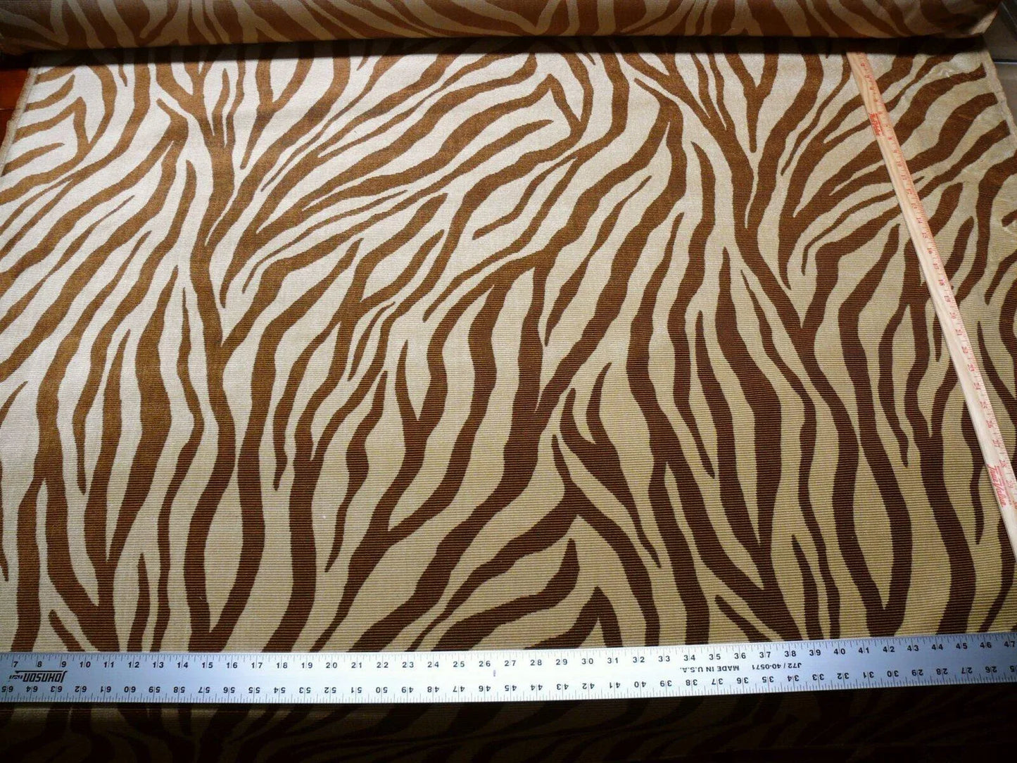 Beacon Hill Mumbai Silk Vevet Copper Zebra Tiger Brown Gold Animal Skin Heavy MSRP USD 663.76/y