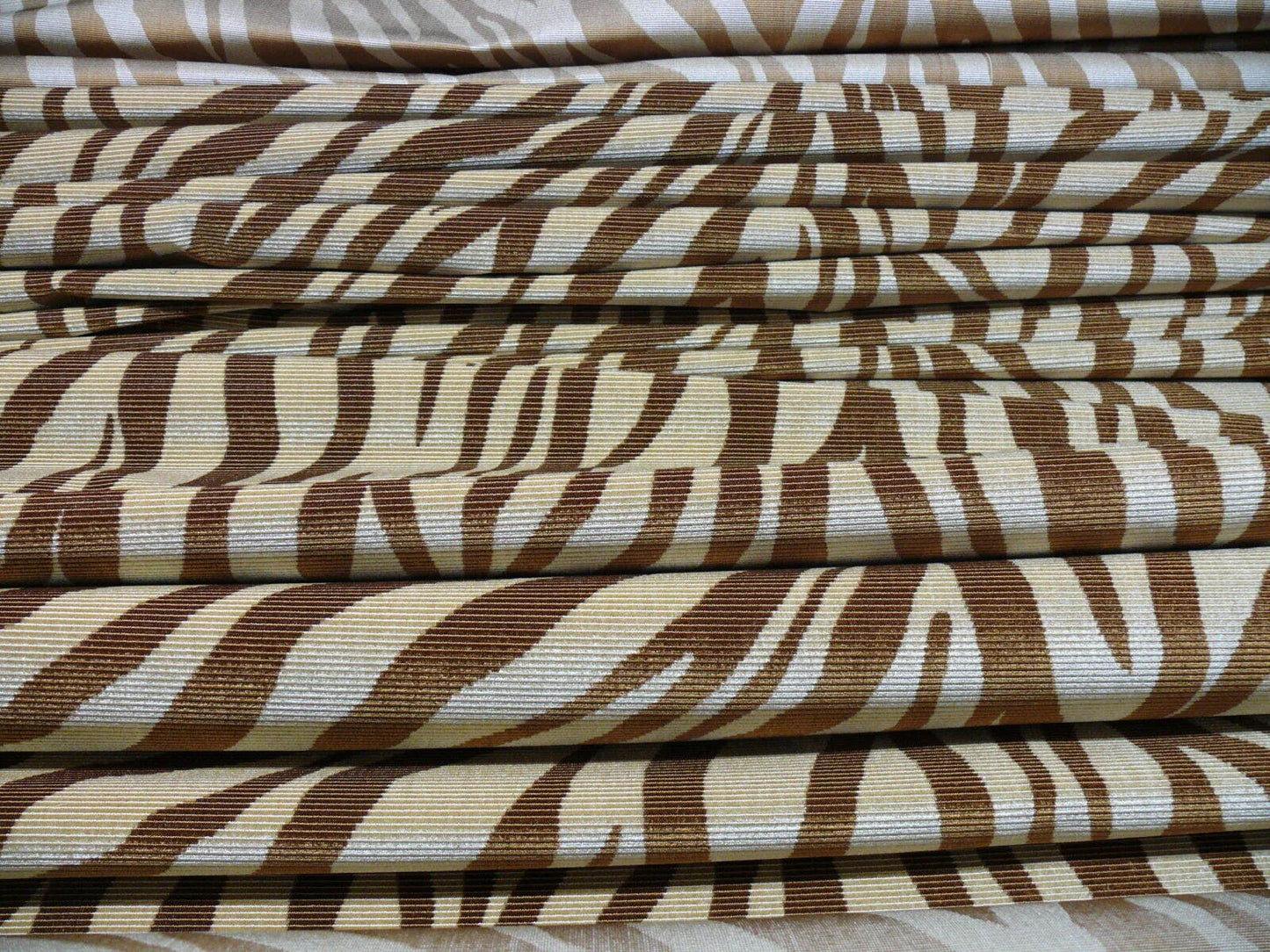 Beacon Hill Mumbai Silk Vevet Copper Zebra Tiger Brown Gold Animal Skin Heavy MSRP USD 663.76/y