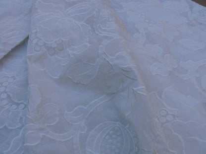 4 Berkbox46 Scalamandre 2.4 Yards "granada" Ivory Semi Sheers Embroidery Linen Blend MSRP USD 286/Y
