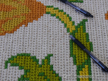 Goldenrod 7'3"x4'10" Rug, Orange Gold Green Tulips, Sunflowers - MSRP 1400