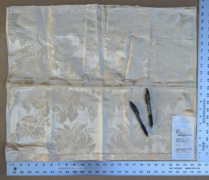 64 Ev11 Scalamandre Showroom Sample 21"x25" Padua Beige 100% Silk Floral MSRP USD 387/Y Minor Defect