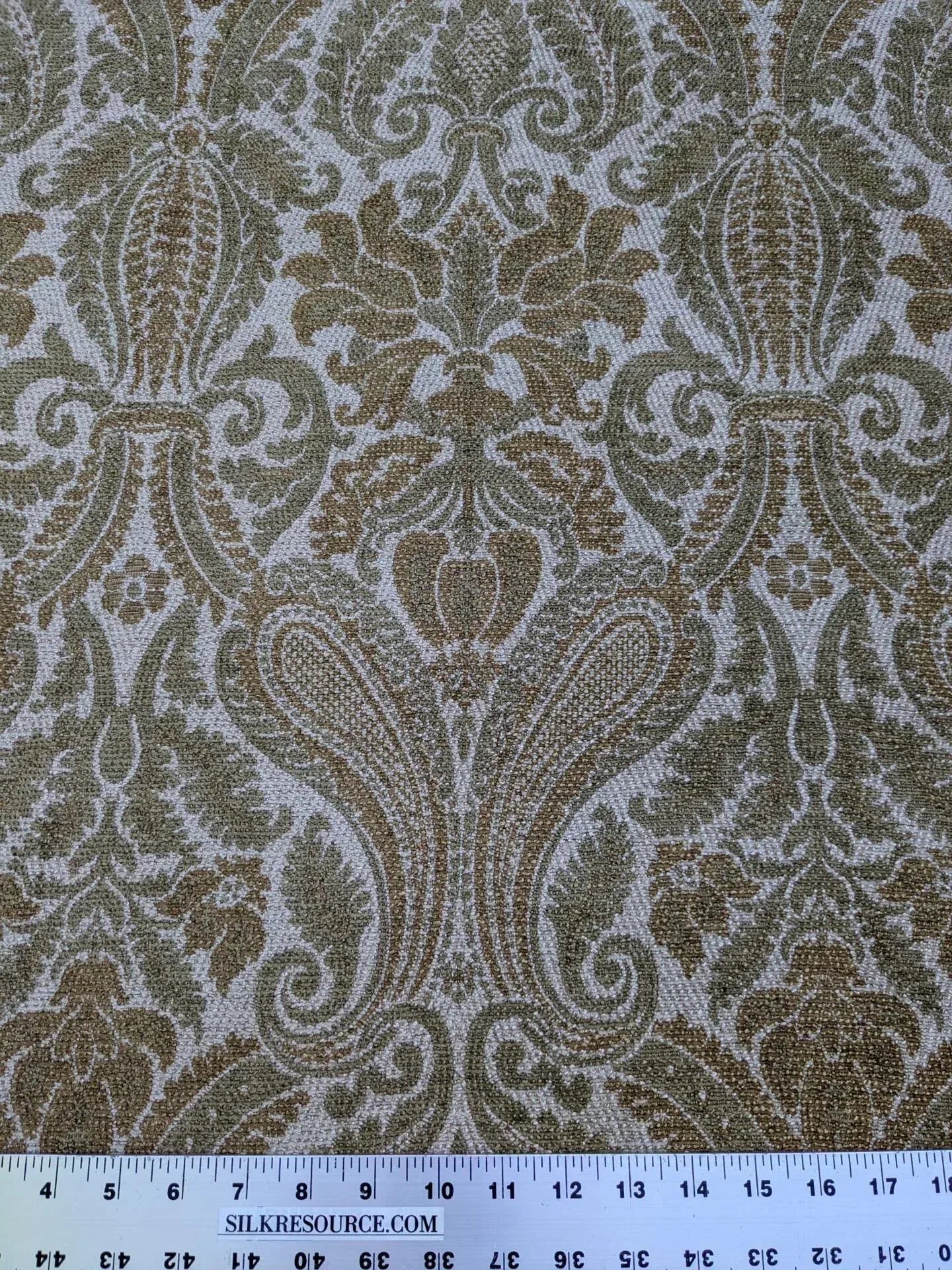 Scalamandre Classic Renaissance Medallion in Golden Chenille