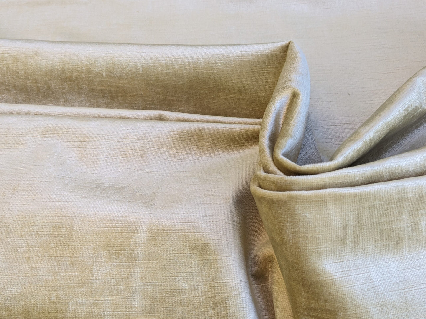 By Yd Schumacher Light Gold Champagne Velvet Silky MSRP USD200/Y