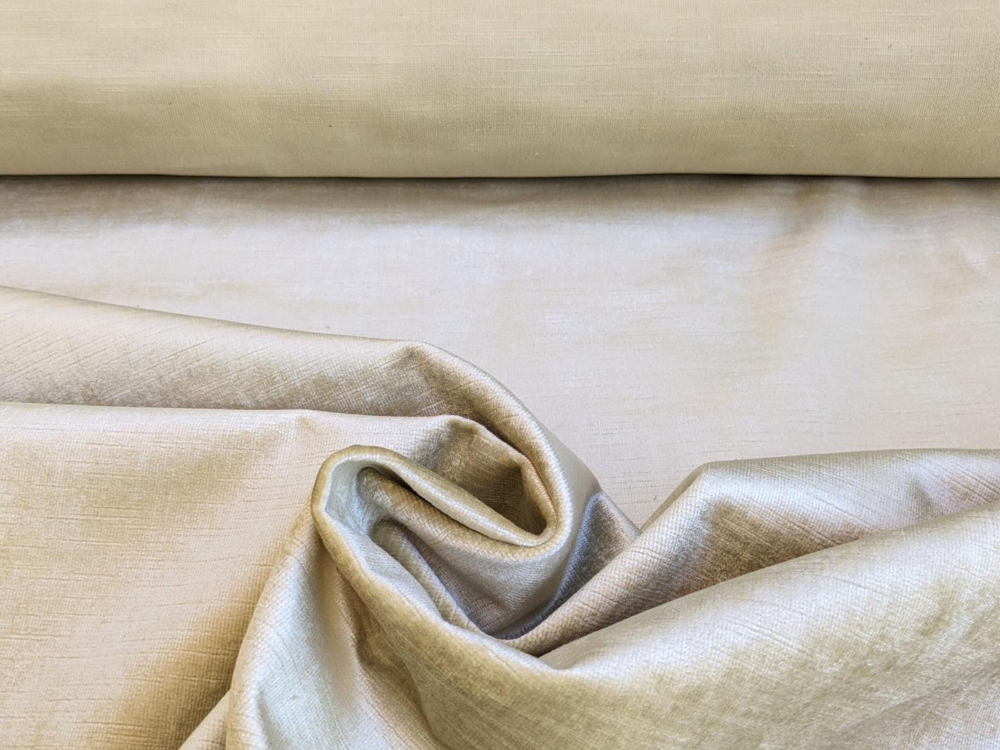 By Yd Schumacher Light Gold Champagne Velvet Silky MSRP USD200/Y