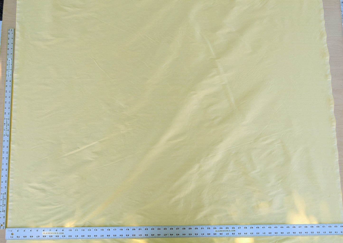 Bty Scalamandre Shangri-la Silk Dupioni "froth" Light Yellow Gold MSRP USD 158Y