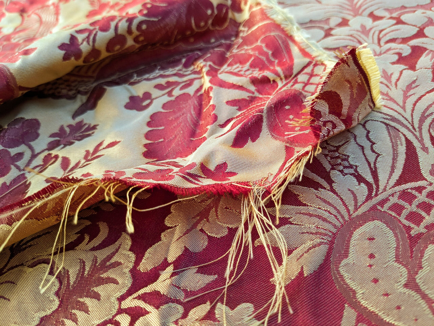 100% Silk Damask Classic Renaissance Artichoke Ruby Red Gold High End