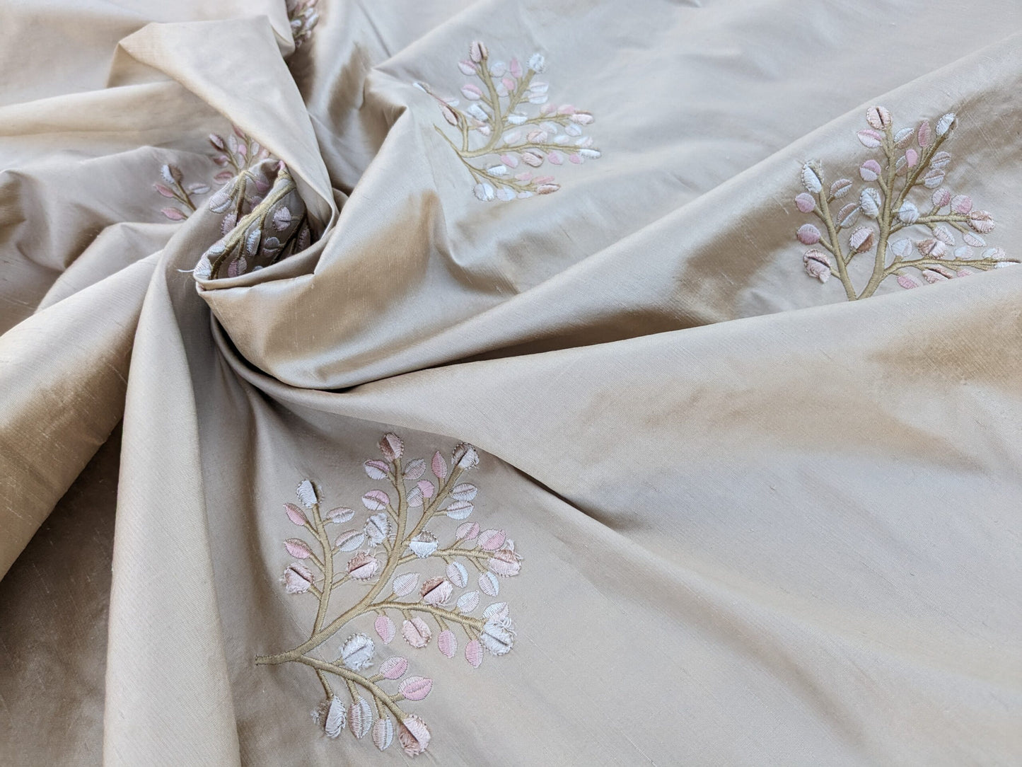 By Yd Kravet Silk Dupioni Embroidery Beige Pink Sprig MSRP USD 100+/Y