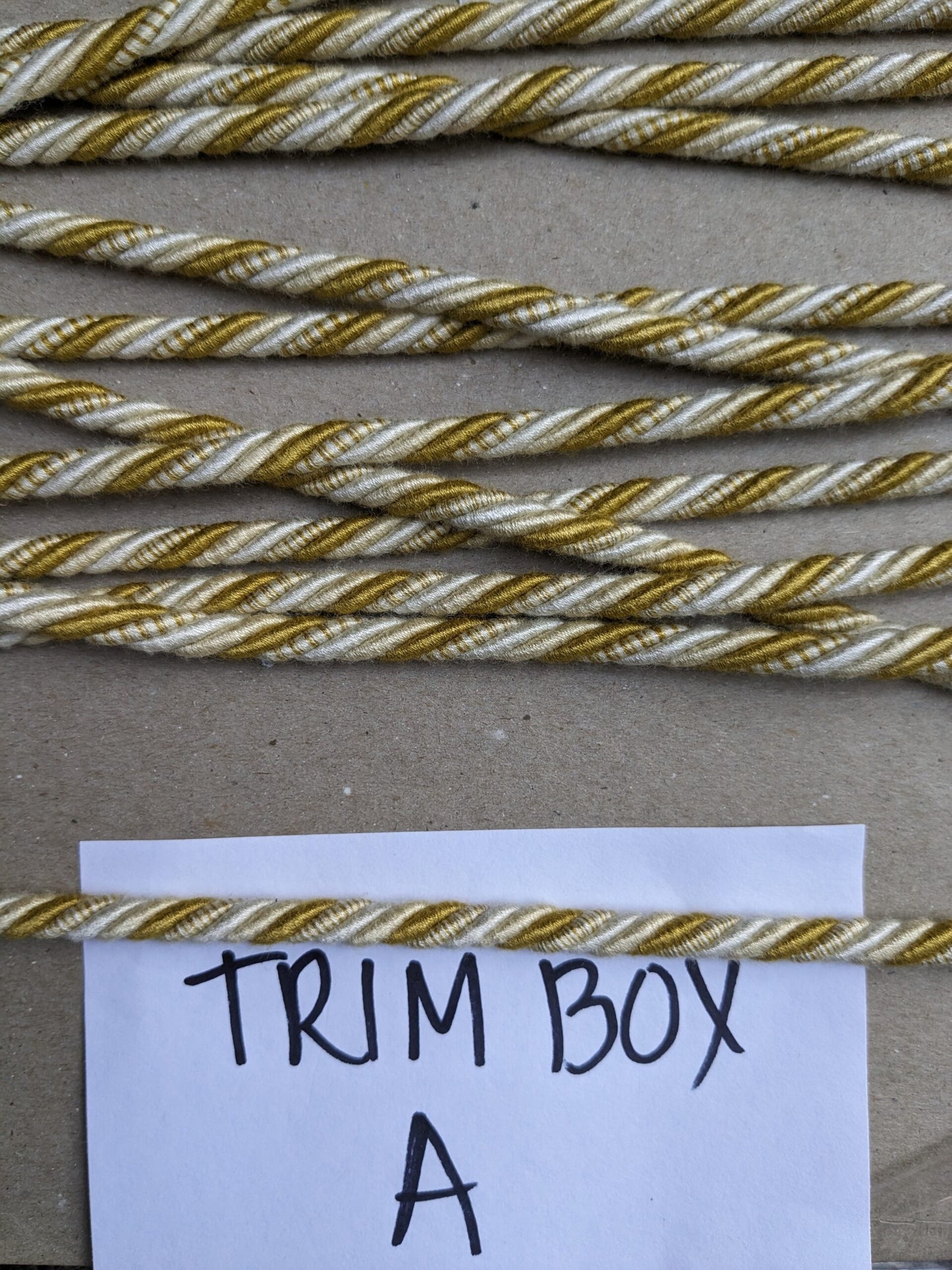 9.5Y Scalamandre Designer Trim Twisted Rope Dark Gold Cream