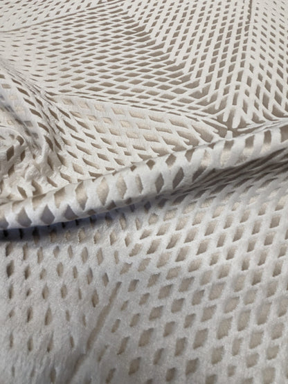 16 EV34 Special Square Jacquard by Lelievre Paris Baccara M1 Ciment Gray Small Scale Texture Diamond Polyester MSRP USD300+/y