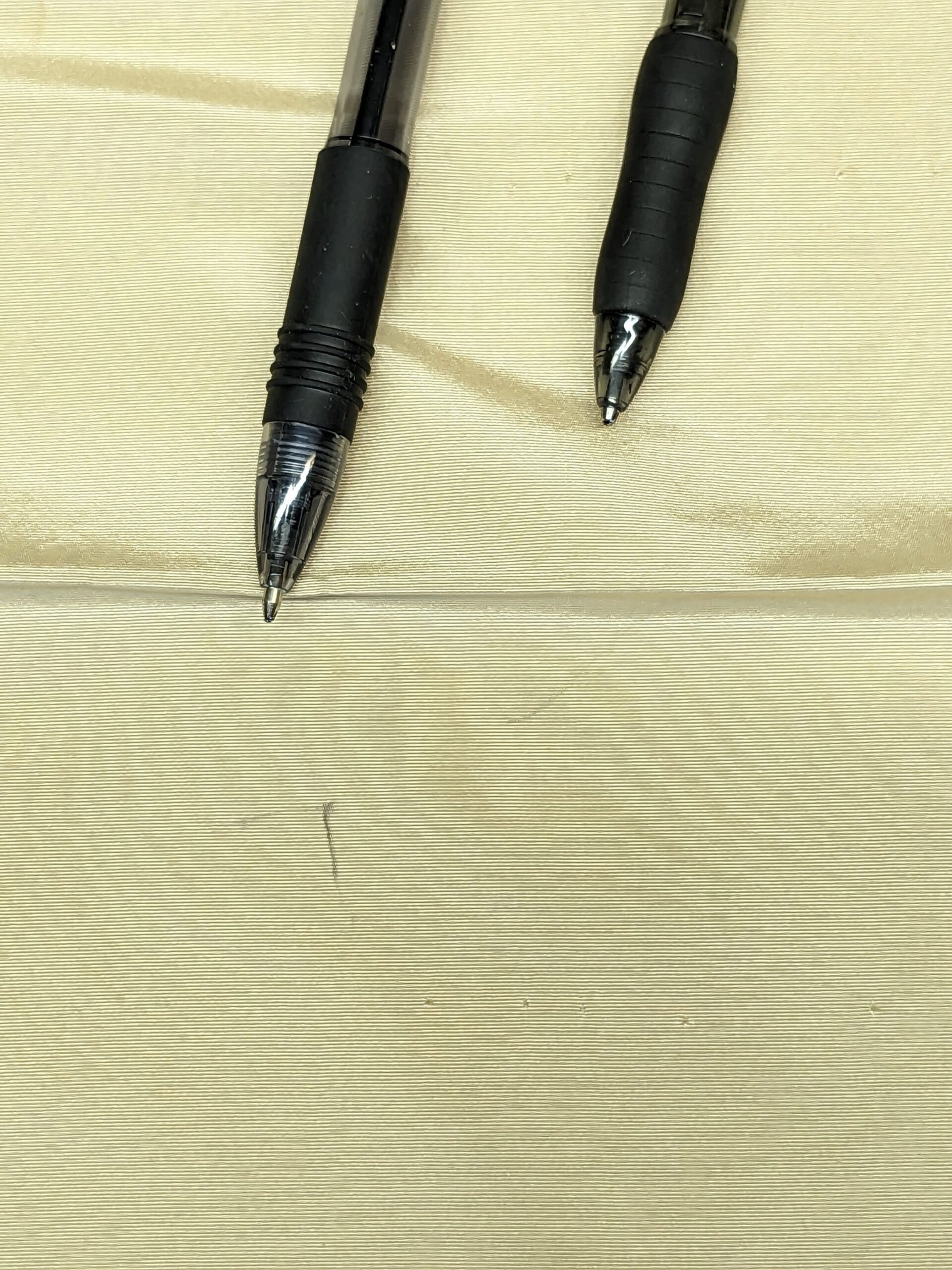 79 EV34 Special Square Plain Fabric by Tassinari and Chatel Faille Creme Gris Cream White Silk Plain MSRP USD1400+/y