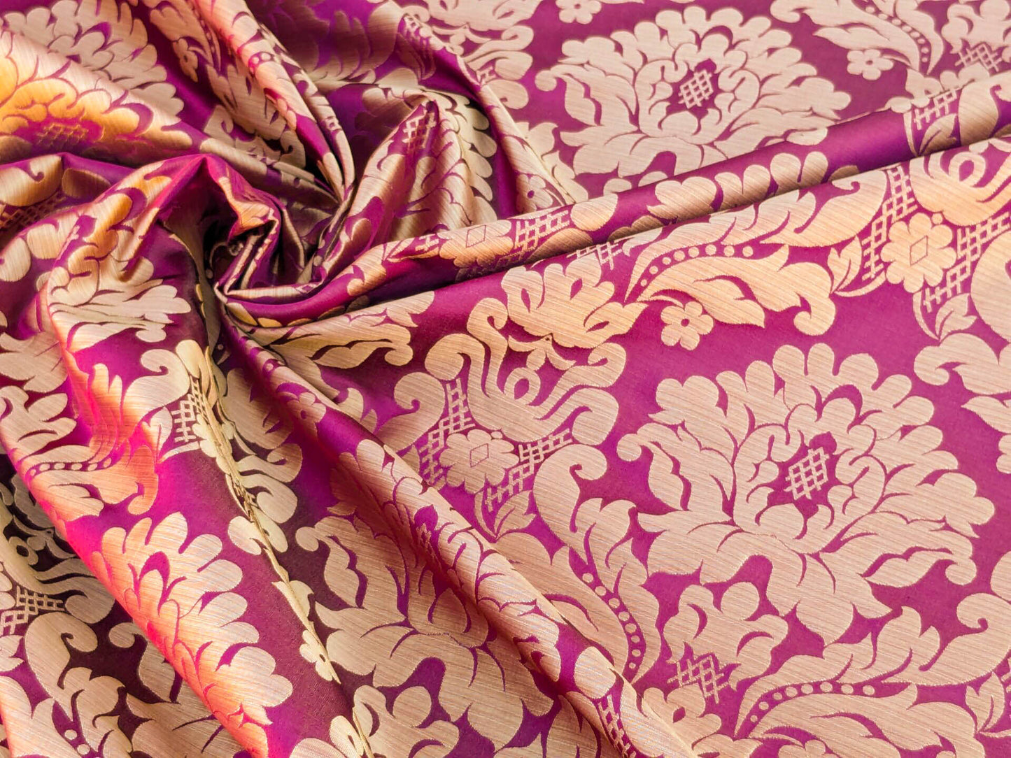 High End Veranda Renaissance Damask 100% Silk Red and Gold