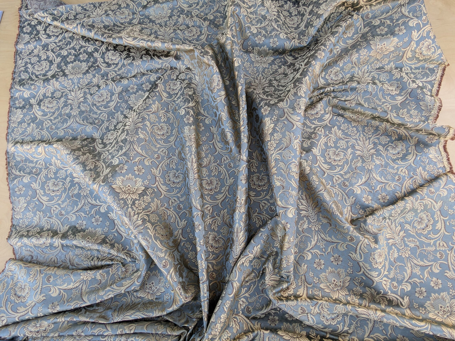 In Name of Rose Medallion Acanthus Renaissance Silk Damask Jacquard Blue & Gold MSRP USD 225Y