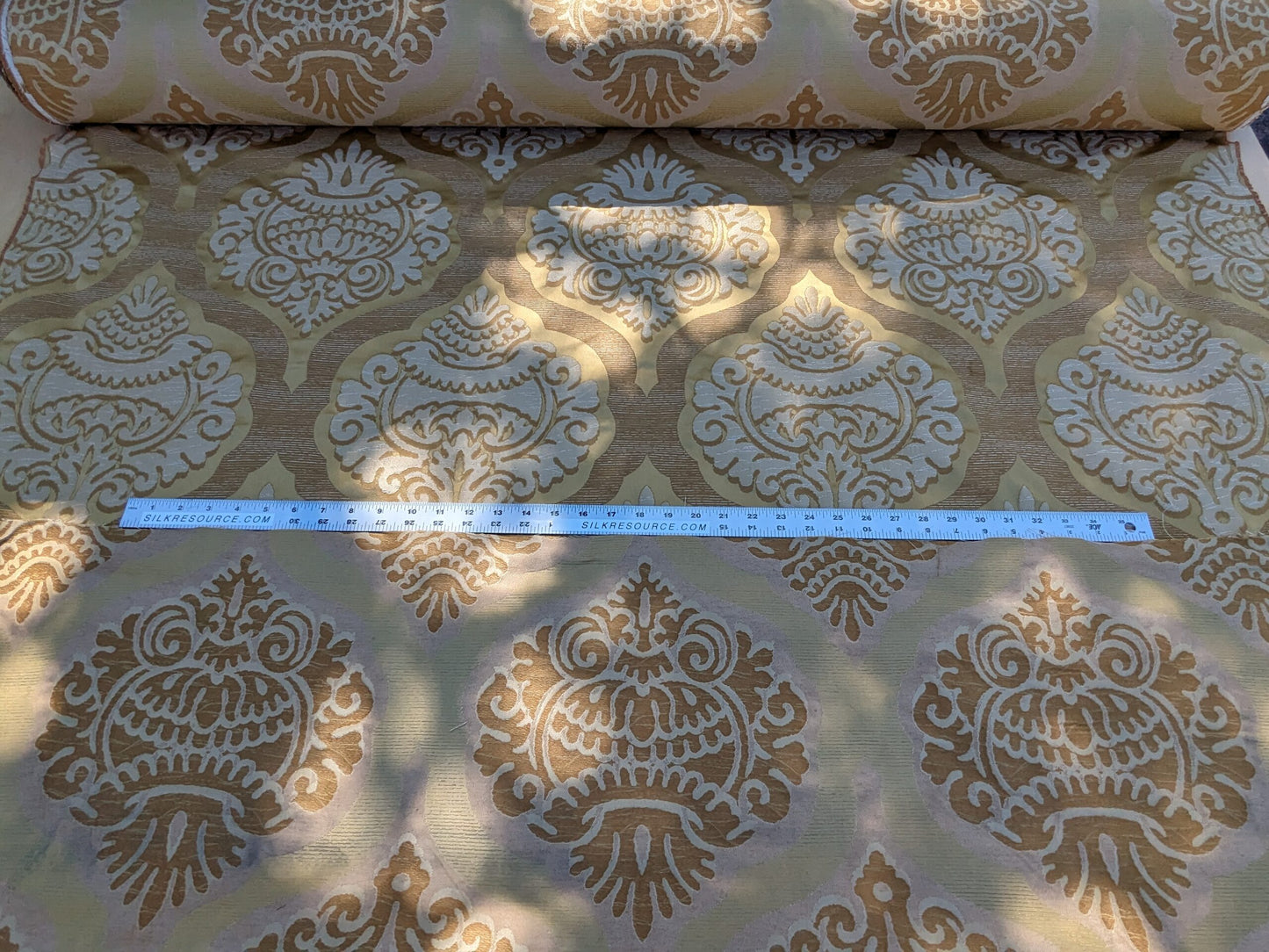 By Yd Lee Jofa Ashton Damask Gilt Gold Silk Sculptural Damask Reversible Medallion Renaissance MSRP USD 270/y