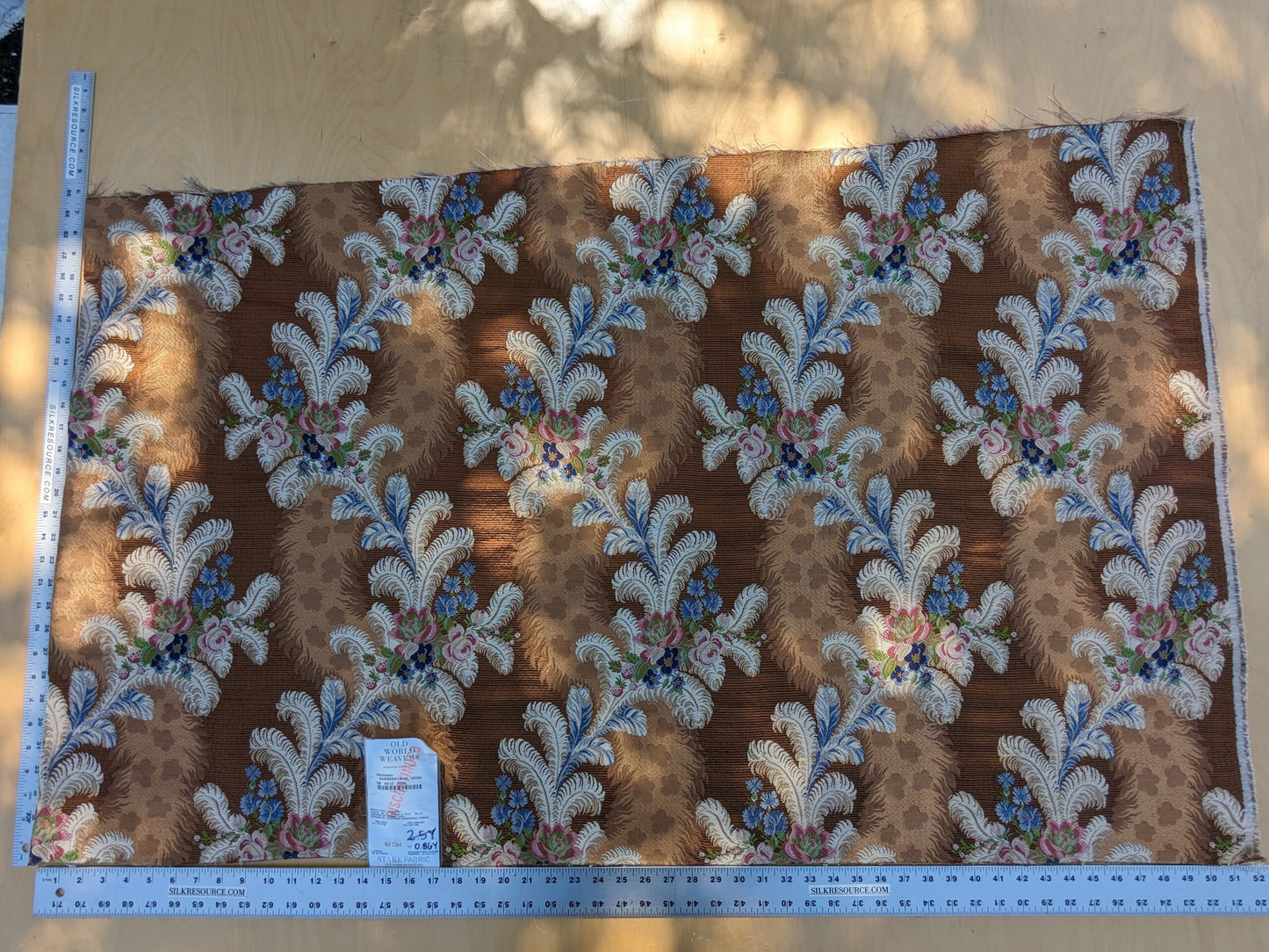 Scalamandre Length 0.86Y Cheverny Raspberry Blue Cocoa Floral Historic MSRP USD 2452/y