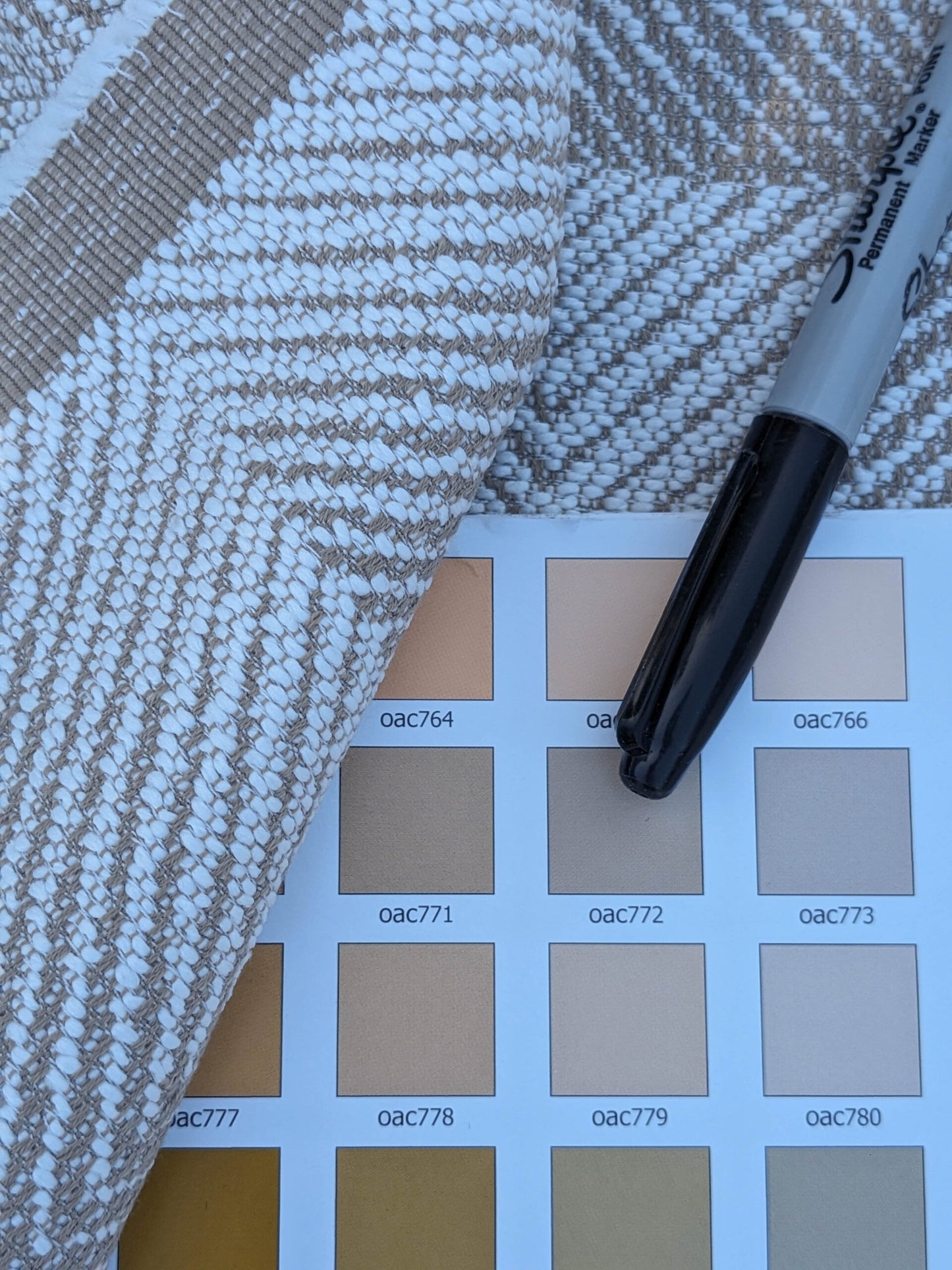 9 EV35 Length 2.5y Lelievre Hypnose M1 Naturel White Beige Texture Plain Plaid Square MSRP USD 400+/y