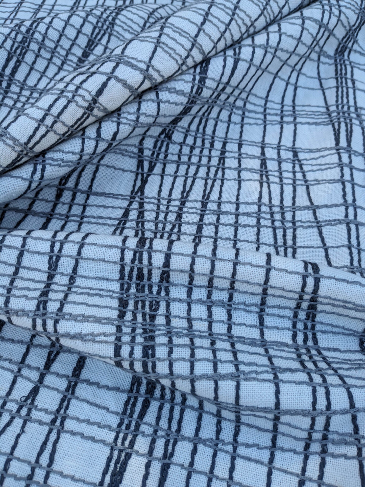 14 EV35 Length 2.5y Grey Watkins Guiford Graphite White Gray Black Embroidery Abstract MSRP USD 300+/y