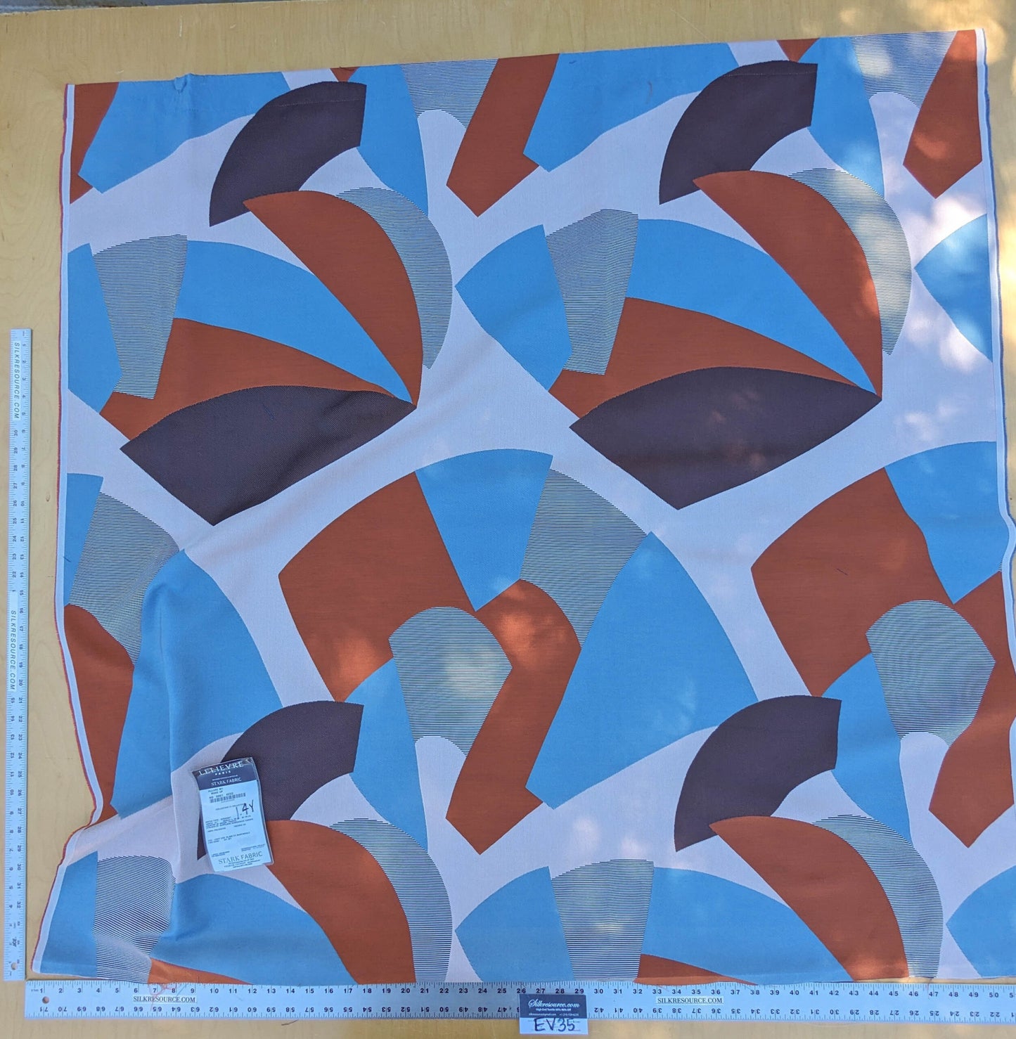 18 EV35 Length 1.4y Lelievre Paris Allure M1 Make Up Orange Blue White Gray Large Jacquard Abstract Graphic MSRP USD574/y