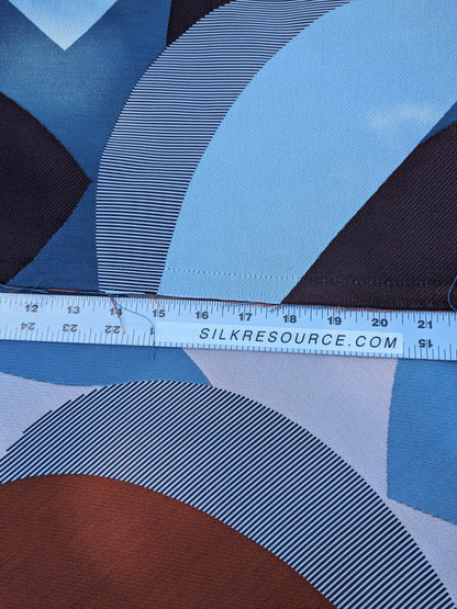 18 EV35 Length 1.4y Lelievre Paris Allure M1 Make Up Orange Blue White Gray Large Jacquard Abstract Graphic MSRP USD574/y