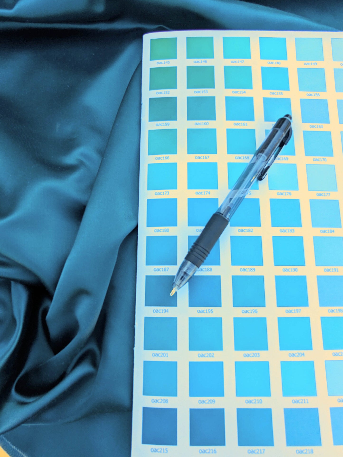 23 EV35 Length 2.5y Lelievre Miroir Canard Blue Gray Silk Plain MSRP USD 300+/y