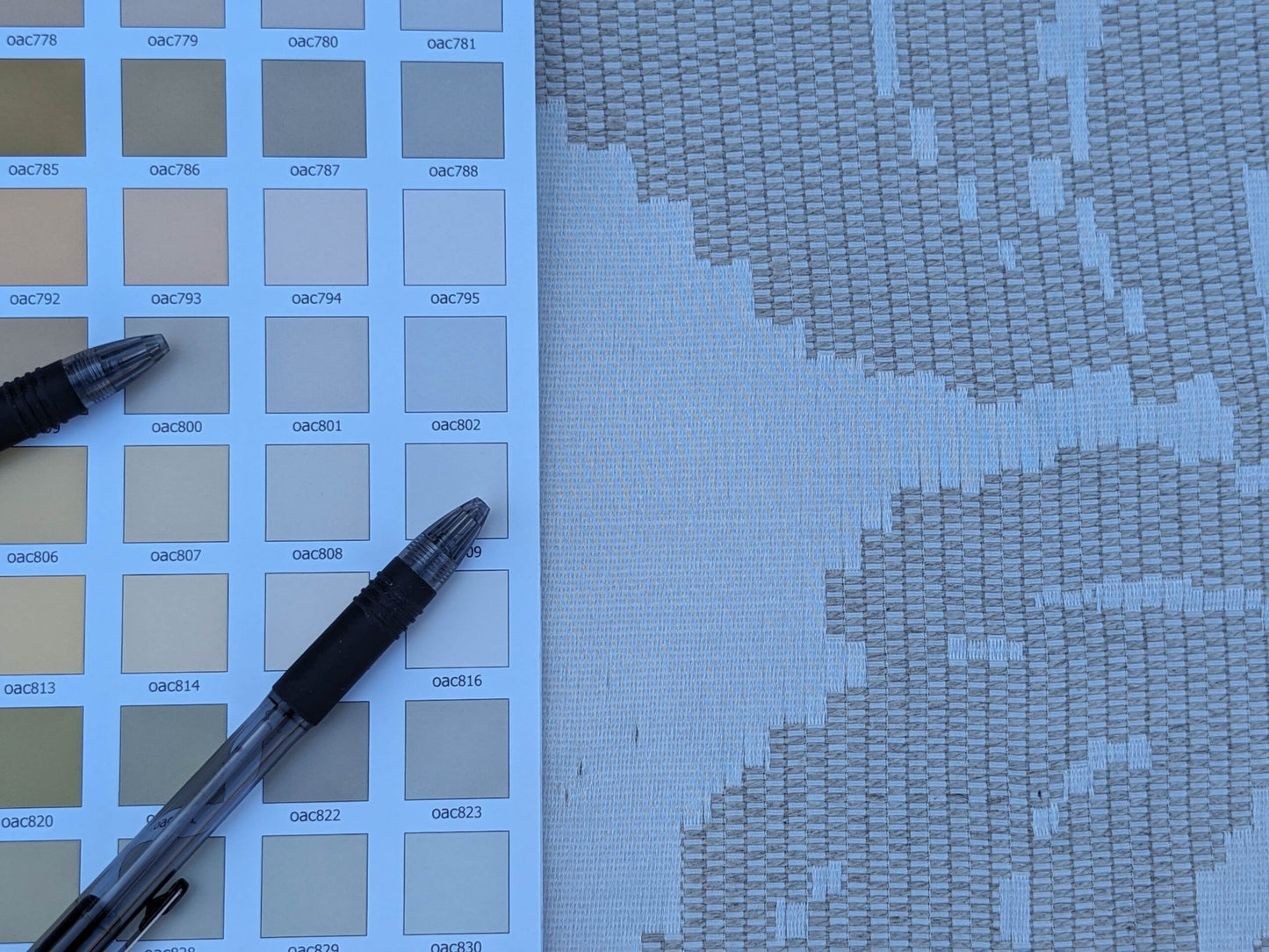 32 EV35 Length 2.5y Lelievre Paris Asuka Nacre Cream White Botanical Foliage MSRP USD688/y