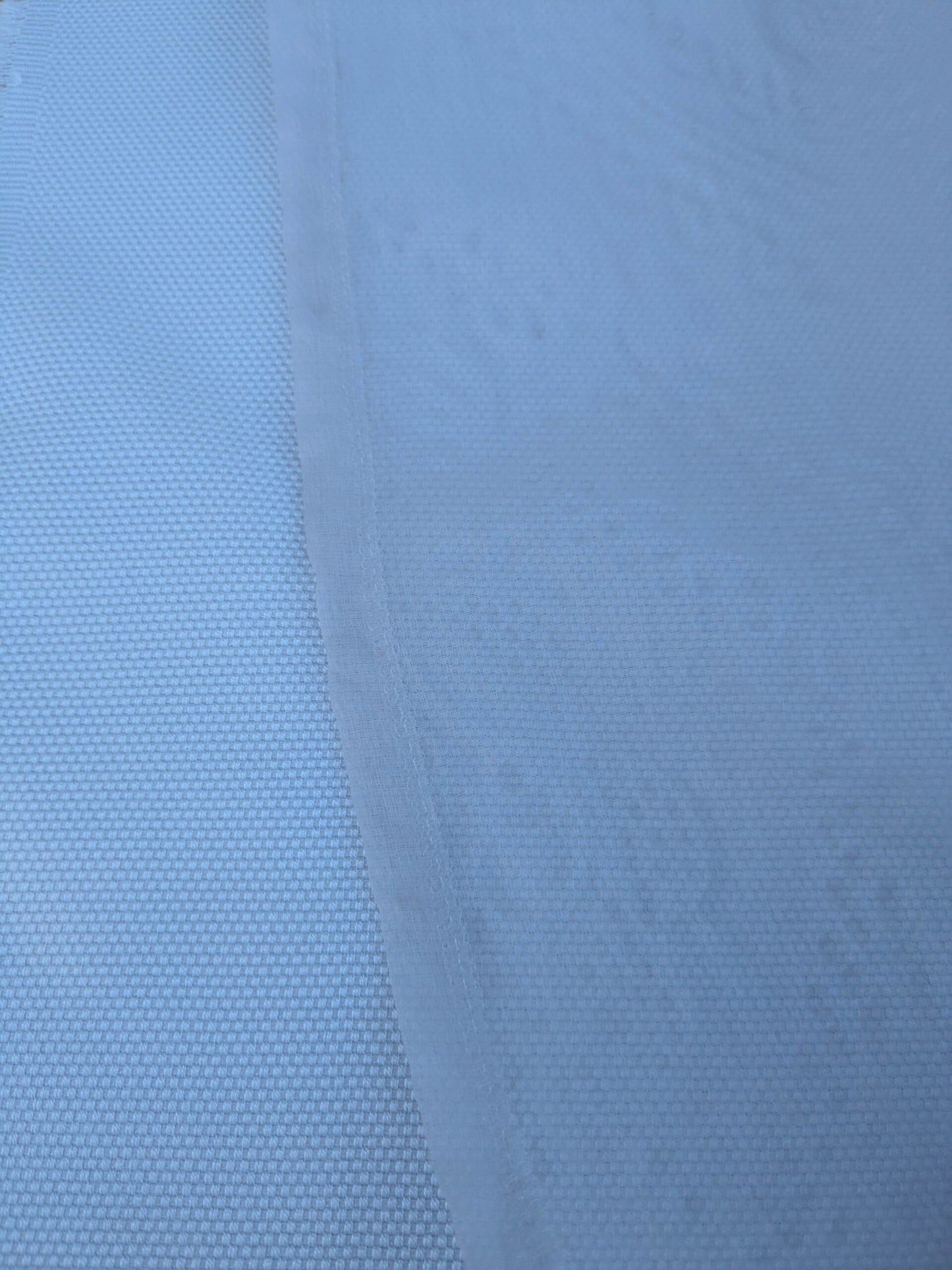 41 EV35 Length 2.5y Christian Fischbacher Orient Light Eggshell White Polyester Sheer MSRP USD 300+/y