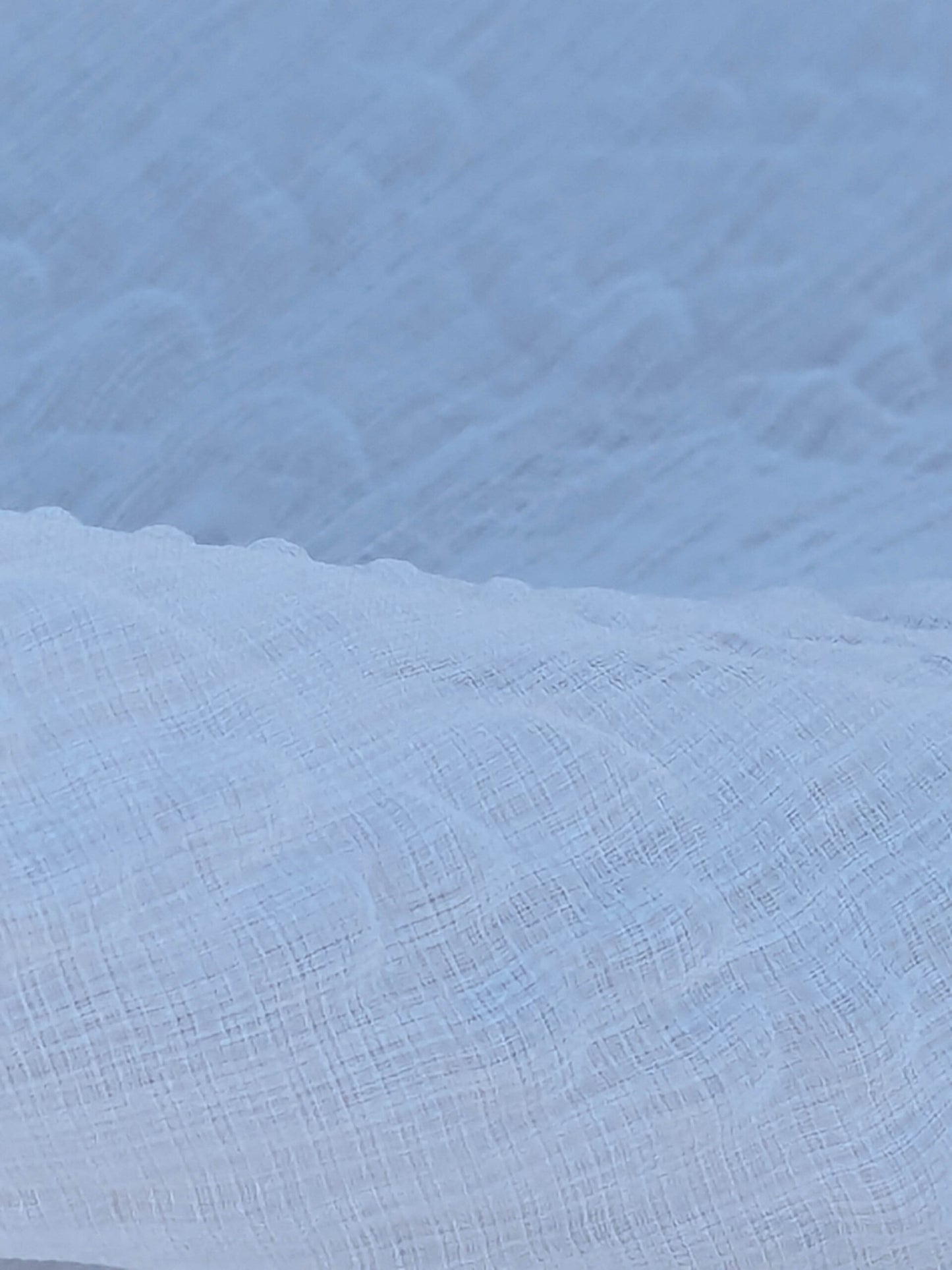 41 EV35 Length 2.5y Christian Fischbacher Orient Light Eggshell White Polyester Sheer MSRP USD 300+/y