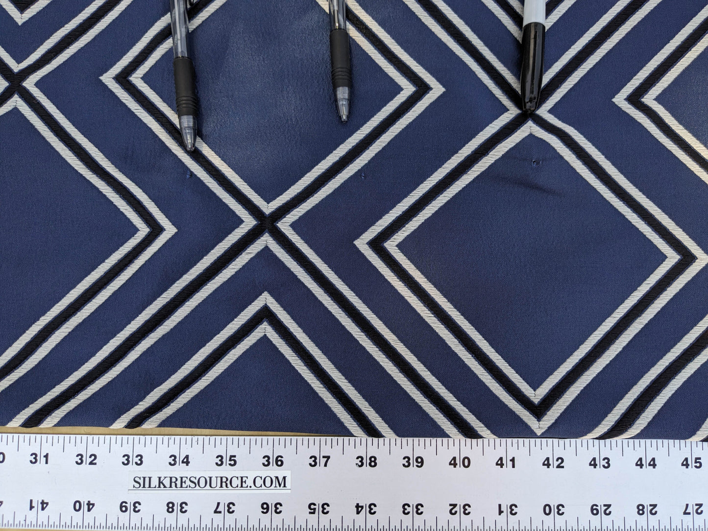 50 EV35 Length 2.4y Scalamandre Corridor FR Nuit Blue White Large Jacquard Diamond Geometric MSRP UD300+/y