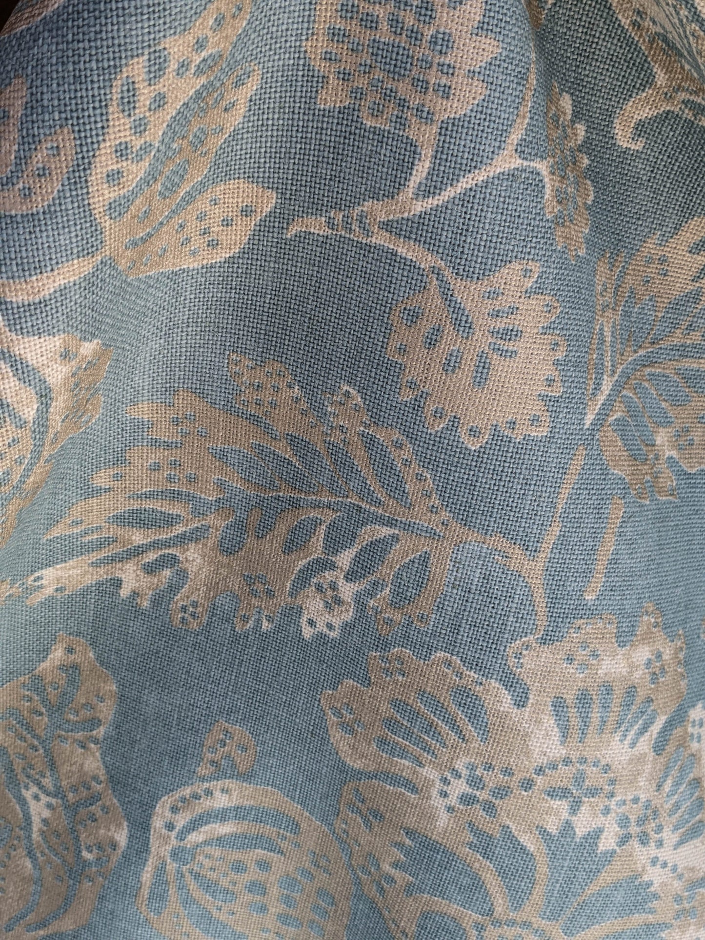 Scalamandre CALAIS LINEN PRINT in Sky Blue Mediterrinan Pomegranite Block Print Heavy Linen MSRP USD300+/y