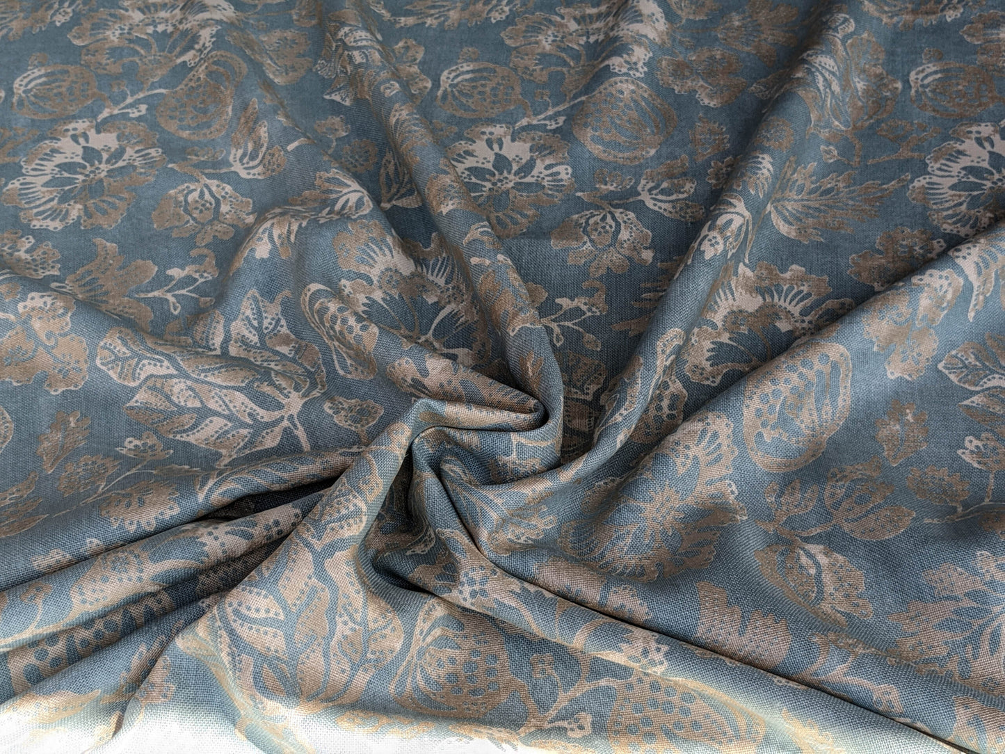 Scalamandre CALAIS LINEN PRINT in Sky Blue Mediterrinan Pomegranite Block Print Heavy Linen MSRP USD300+/y