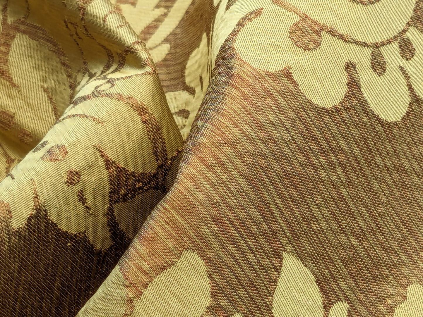 Scalamandre Fornarina Gold Silk Damask Medallion MSRP USD 648/Y