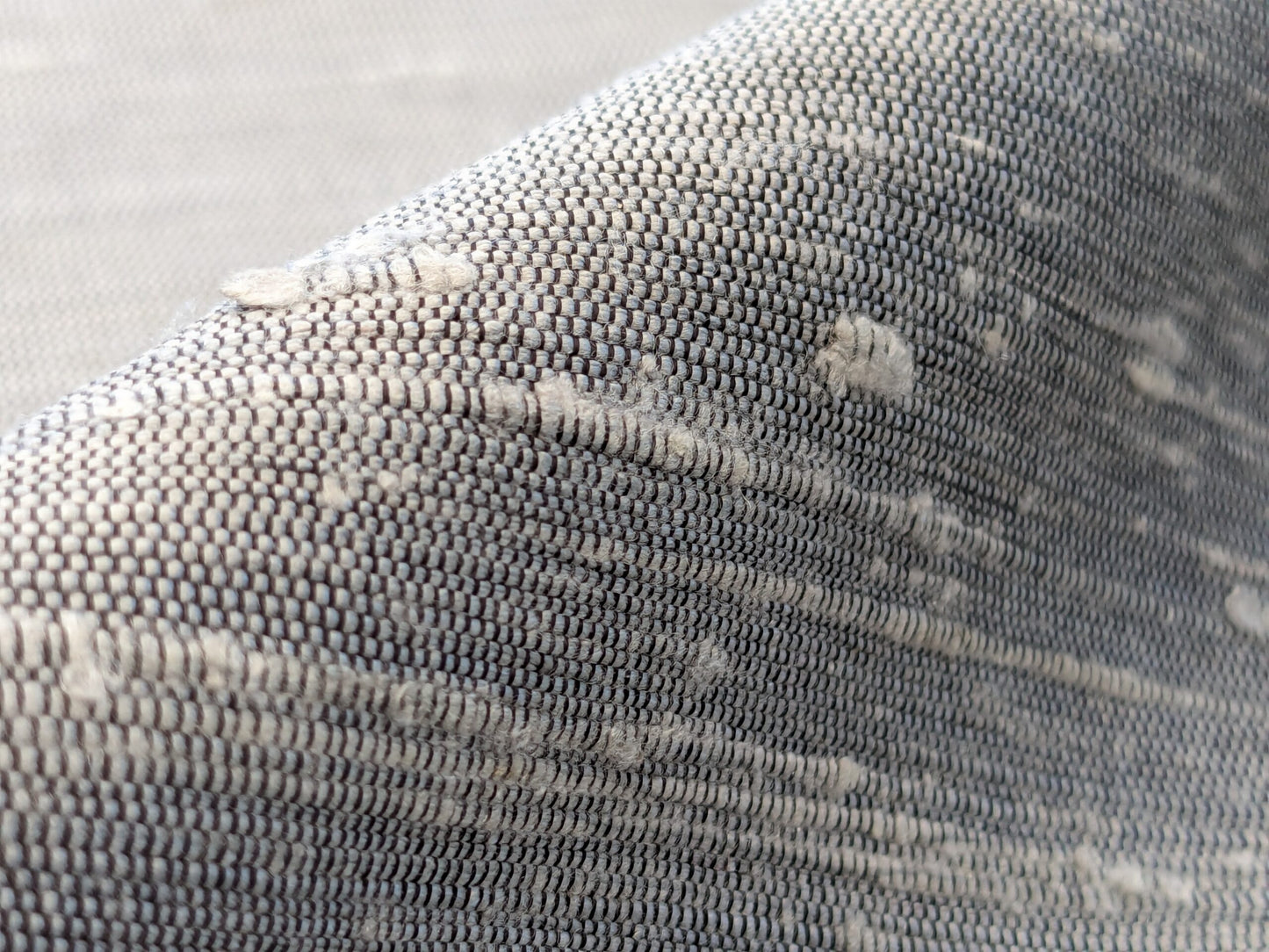 Scalamandre Vienne Texture Pewter Gray Silk Solid Texture MSRP USD 276/y