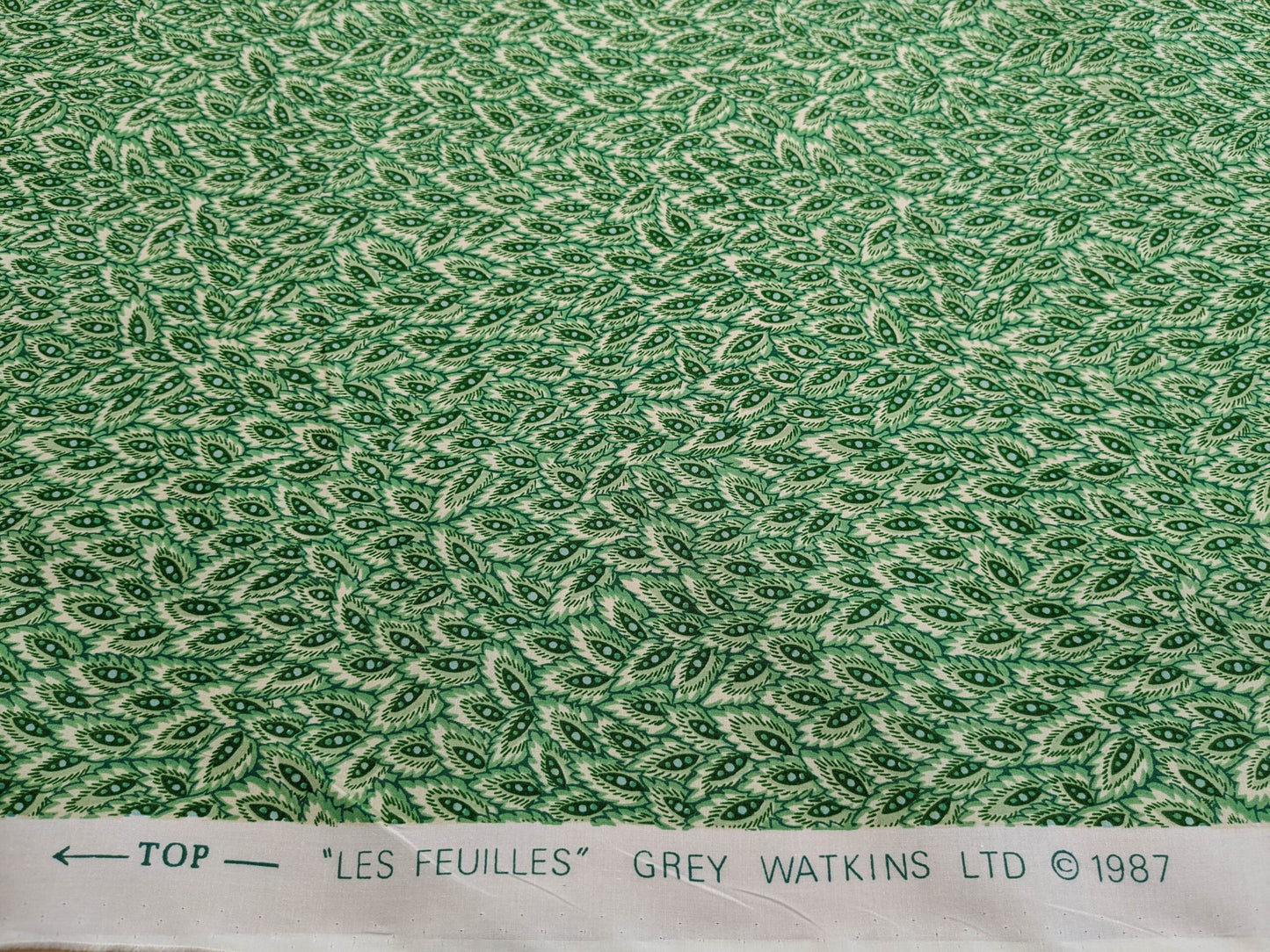 Scalamandre Les Feuilles Print Green Animal Skin Bird Feather MSRP USD 200+/y