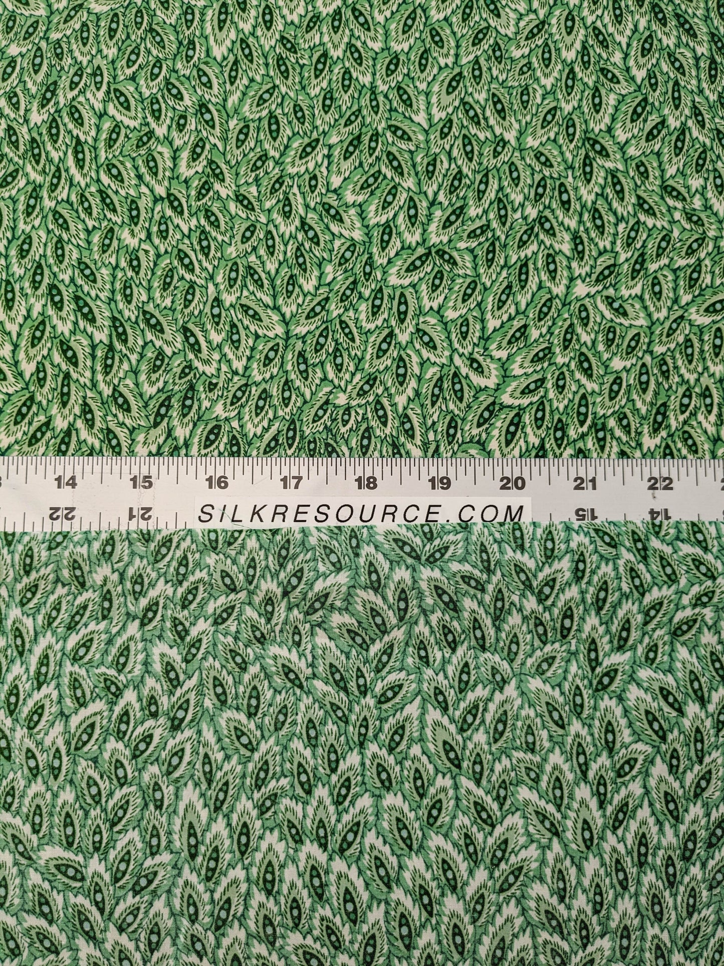 Scalamandre Les Feuilles Print Green Animal Skin Bird Feather MSRP USD 200+/y