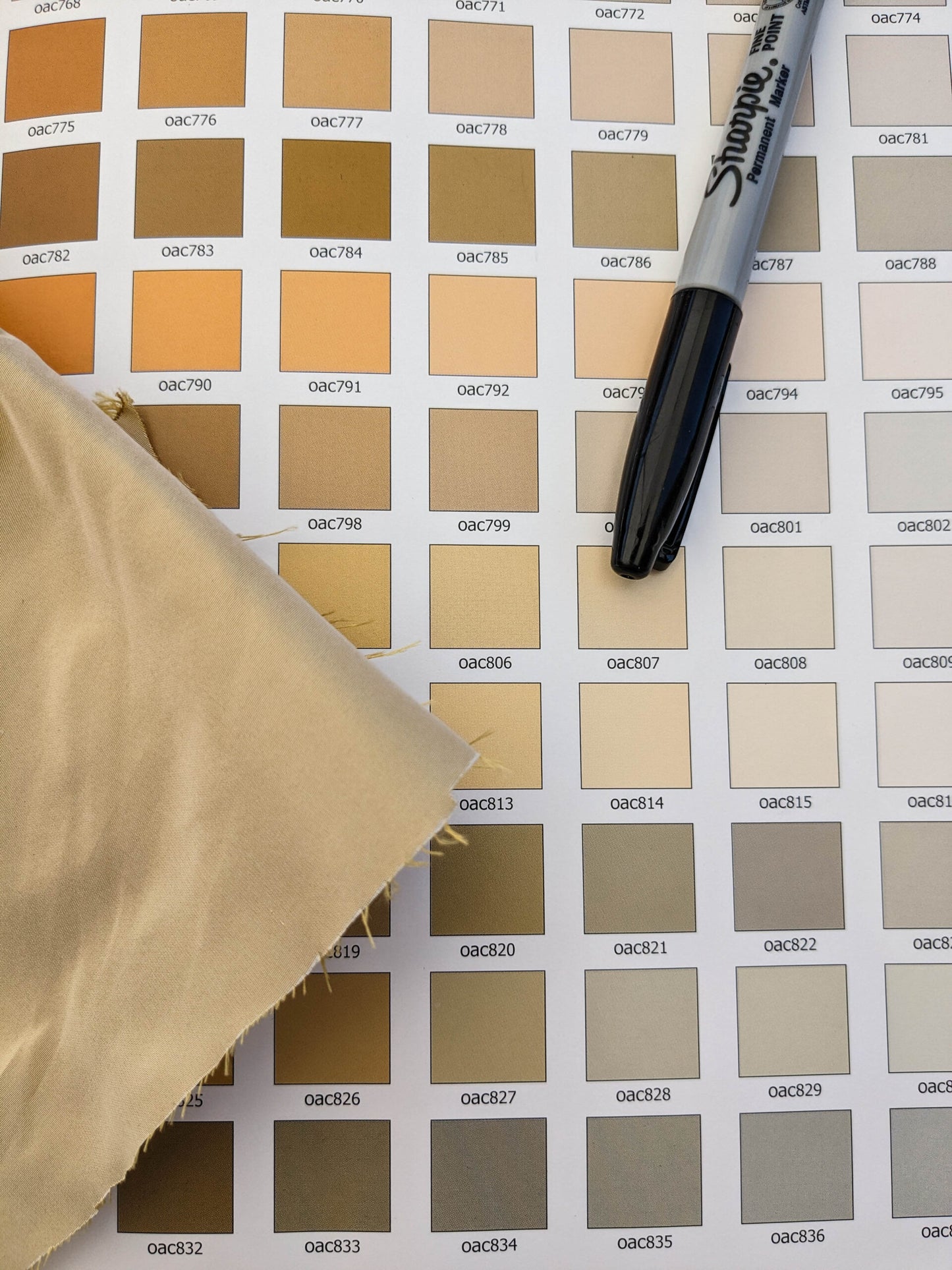 Scalamandre Taj Silk Chablis Plain Solid Gold Silk Taffeta Butter Yellow w Frost MSRP USD 200+/y