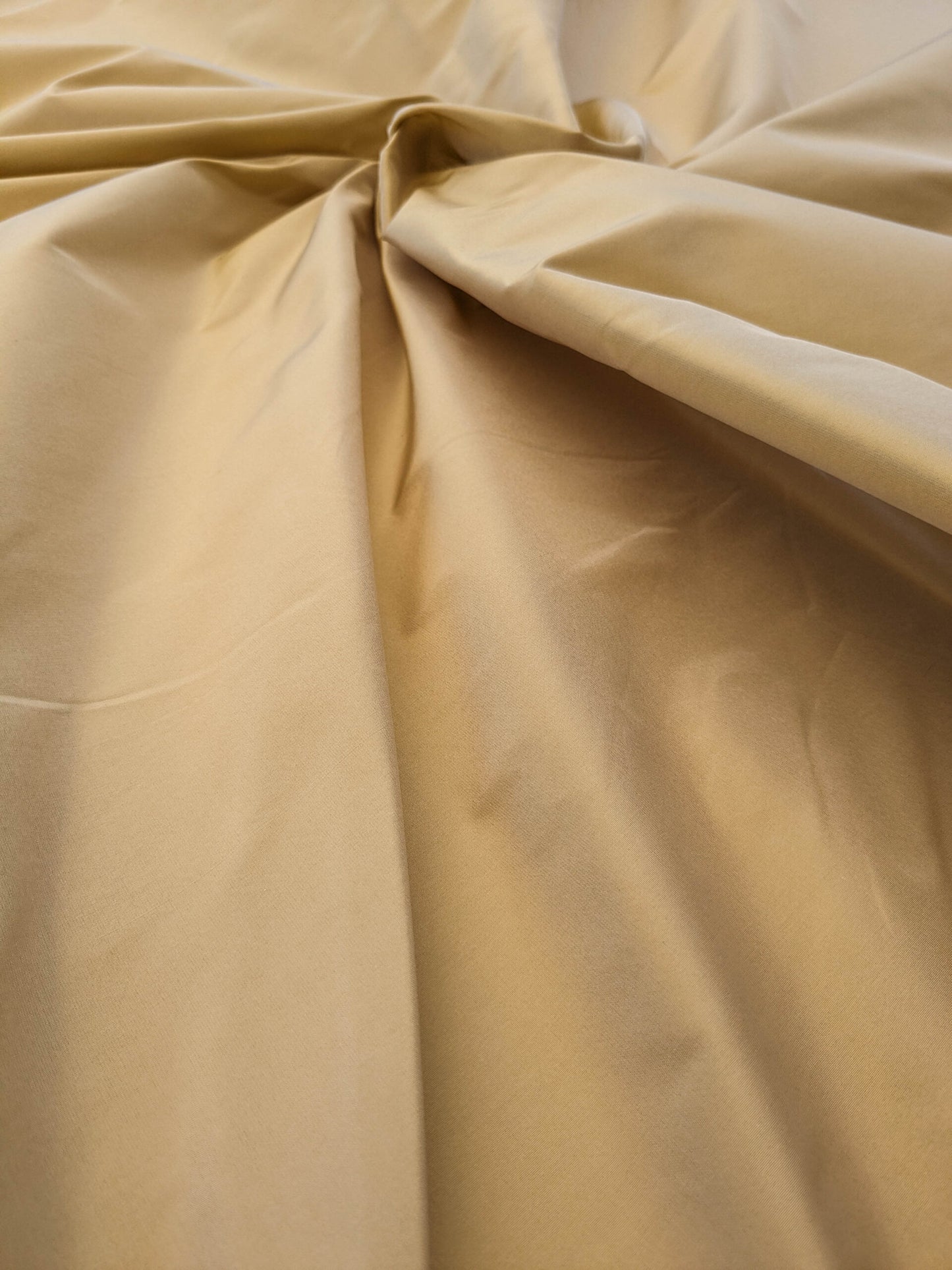 Scalamandre Taj Silk Chablis Plain Solid Gold Silk Taffeta Butter Yellow w Frost MSRP USD 200+/y