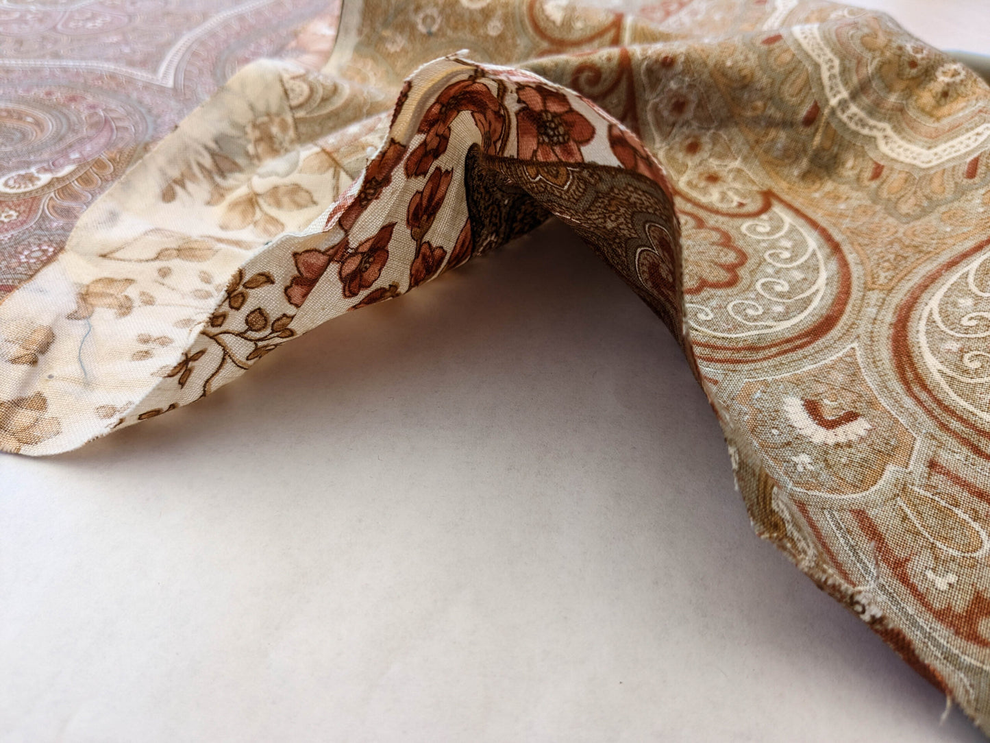 Scalamandre Iris Apfel's Indus Brown/White Floral Medallion Stripe MSRP USD 320/y