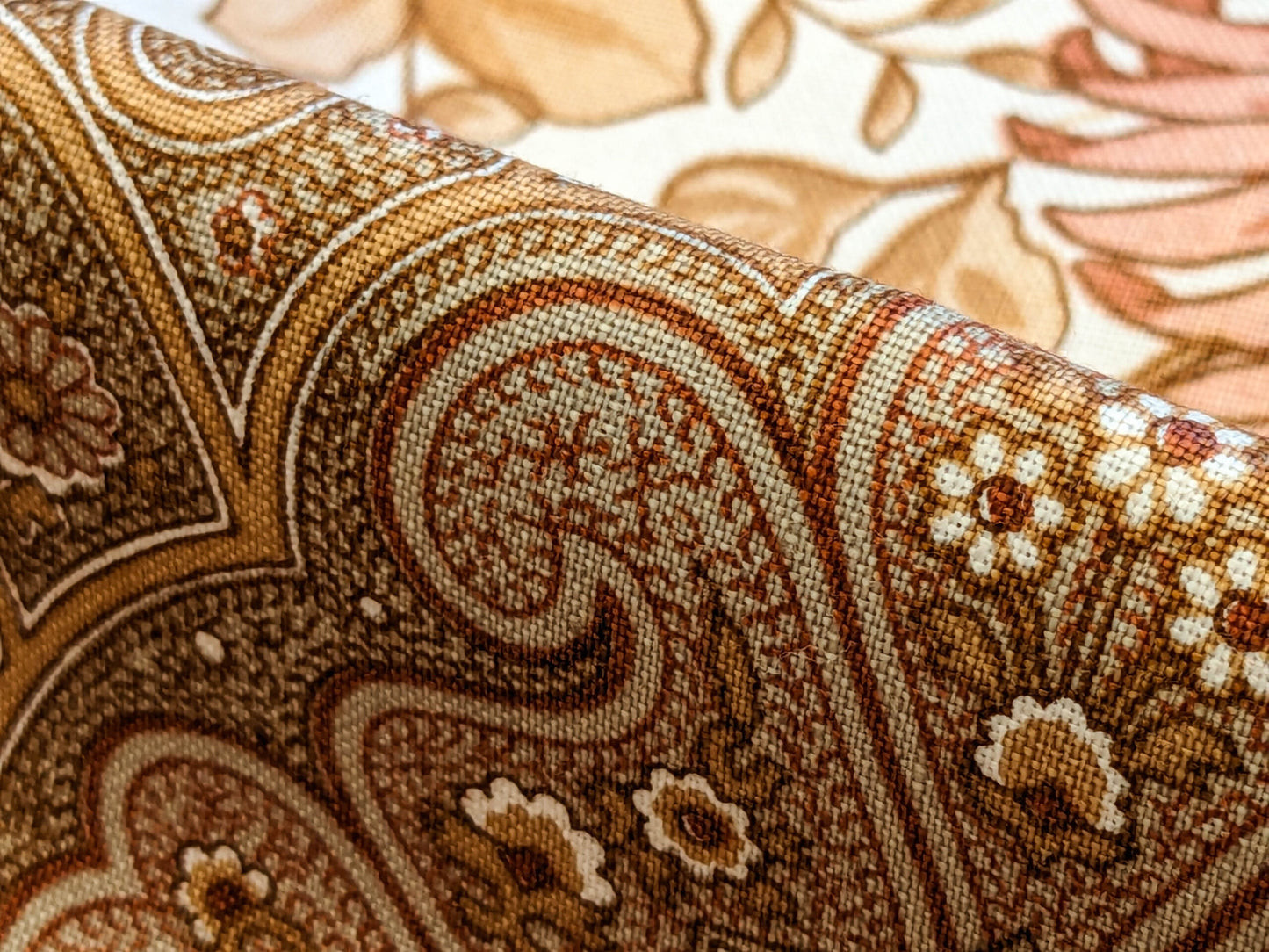 Scalamandre Iris Apfel's Indus Brown/White Floral Medallion Stripe MSRP USD 320/y