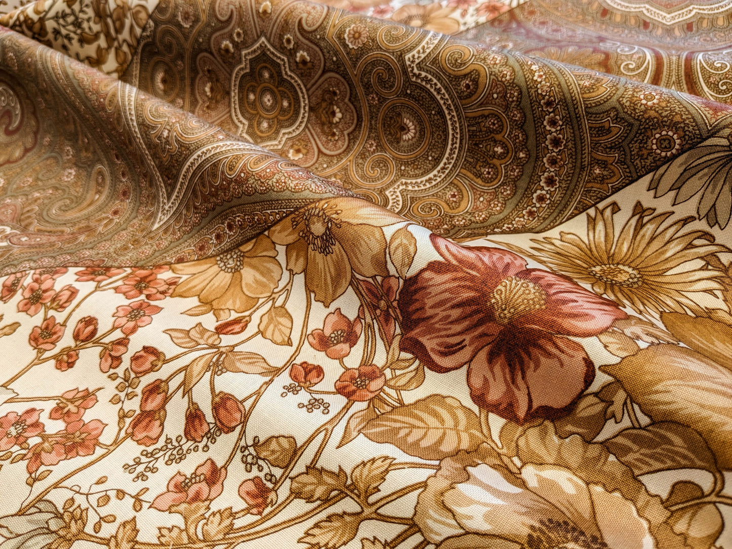 Scalamandre Iris Apfel's Indus Brown/White Floral Medallion Stripe MSRP USD 320/y