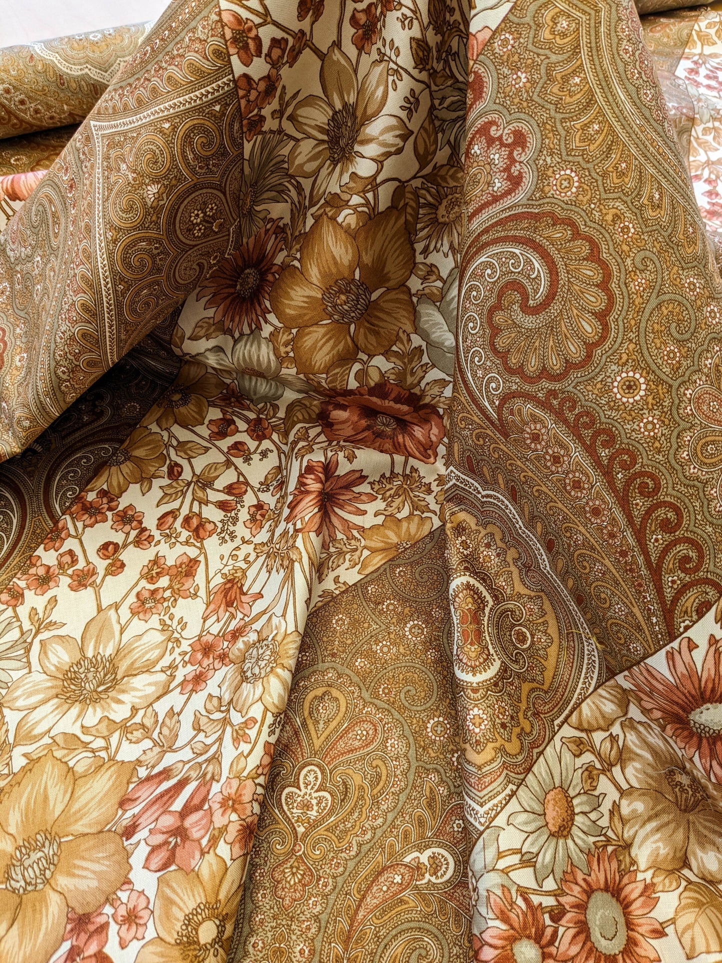 Scalamandre Iris Apfel's Indus Brown/White Floral Medallion Stripe MSRP USD 320/y