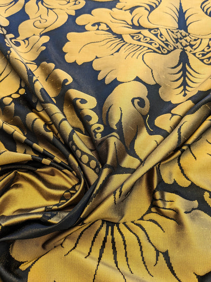 Scalamandre Aspide II Black &amp; Gold  Damask MSRP USD 628/y