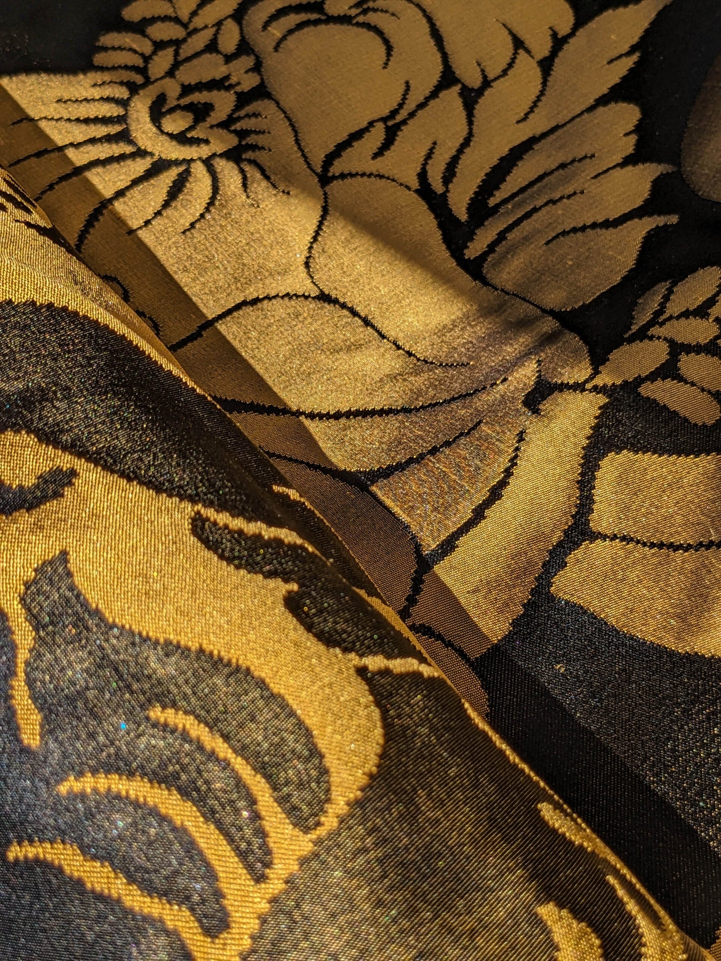 Scalamandre Aspide II Black &amp; Gold  Damask MSRP USD 628/y