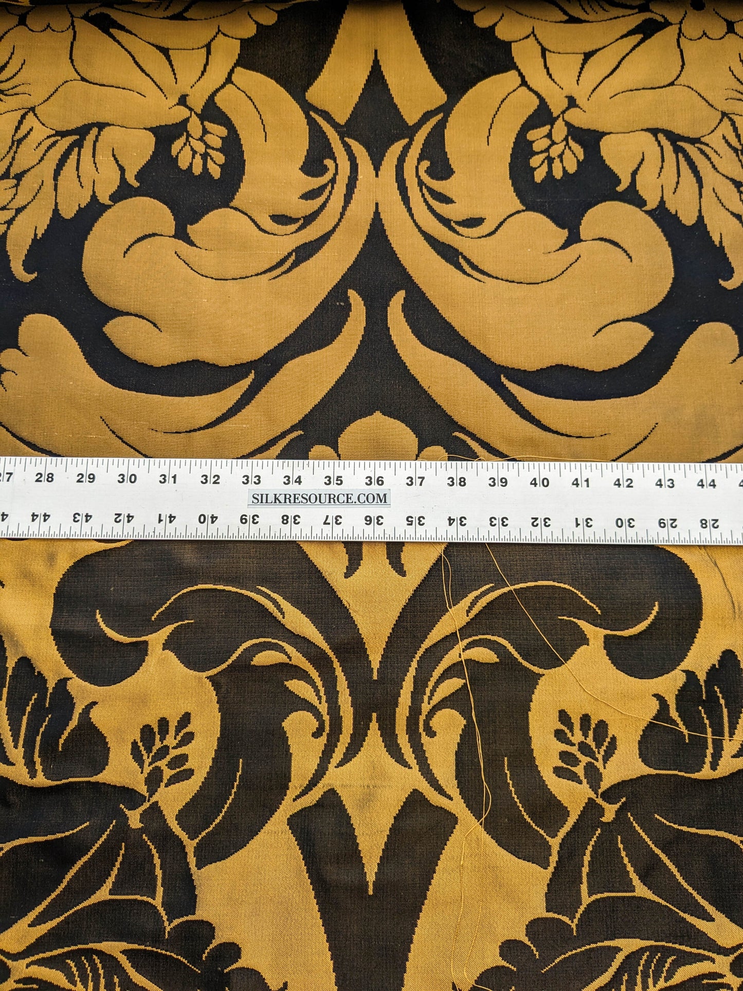 Scalamandre Aspide II Black &amp; Gold  Damask MSRP USD 628/y