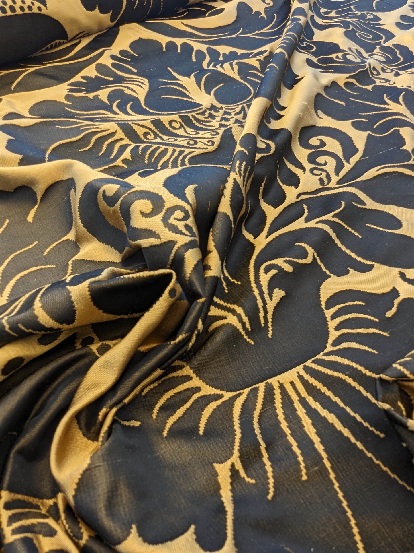 Scalamandre Aspide II Black &amp; Gold  Damask MSRP USD 628/y