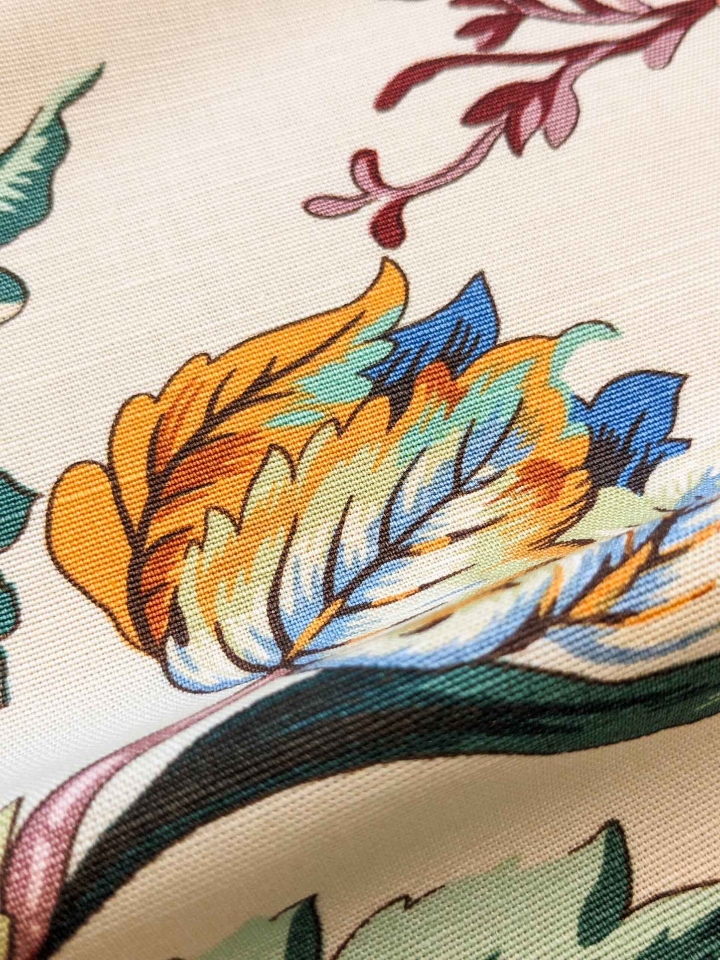 Scalamandre Les Fleurs Mystereiuses Cream Beige Floral Botanical Foliage MSRP USD 784/y