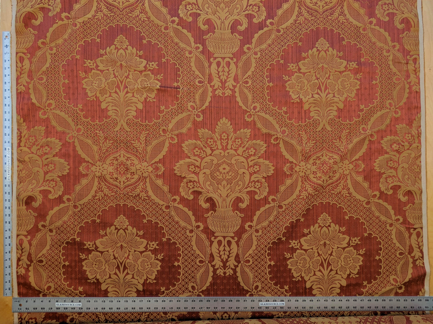 Scalamandre Bosfo Damask Red/ Gold Cotton Strie Damask Rose Greek Urn Medallion MSRP USD 284/y