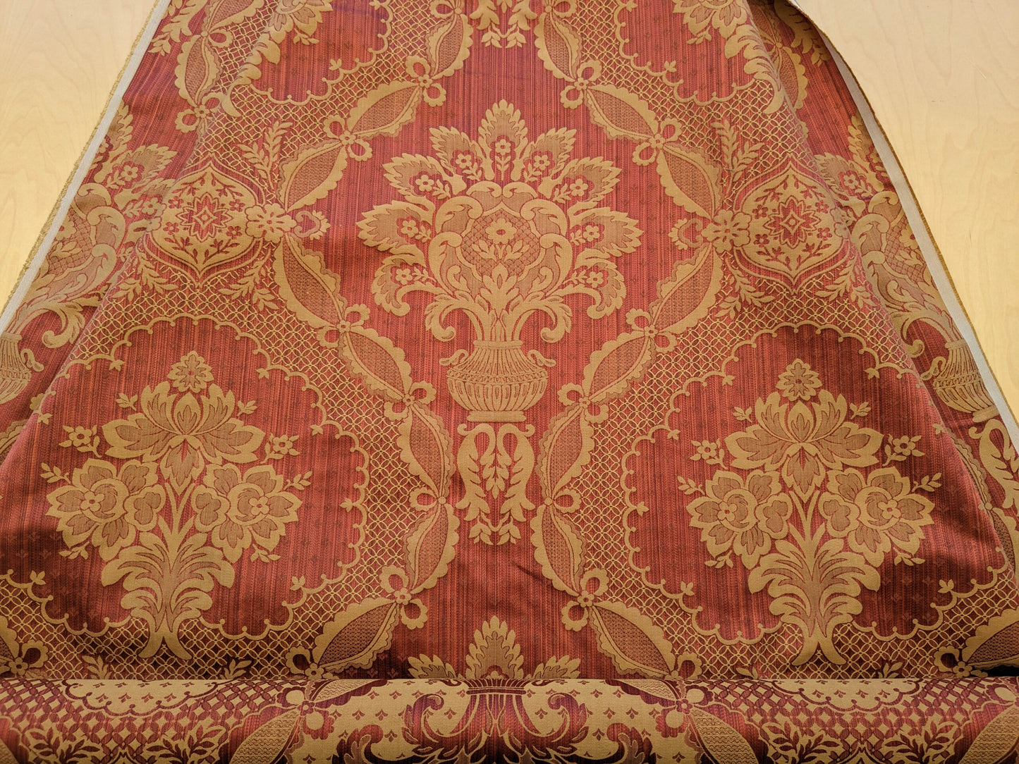 Scalamandre Bosfo Damask Red/ Gold Cotton Strie Damask Rose Greek Urn Medallion MSRP USD 284/y