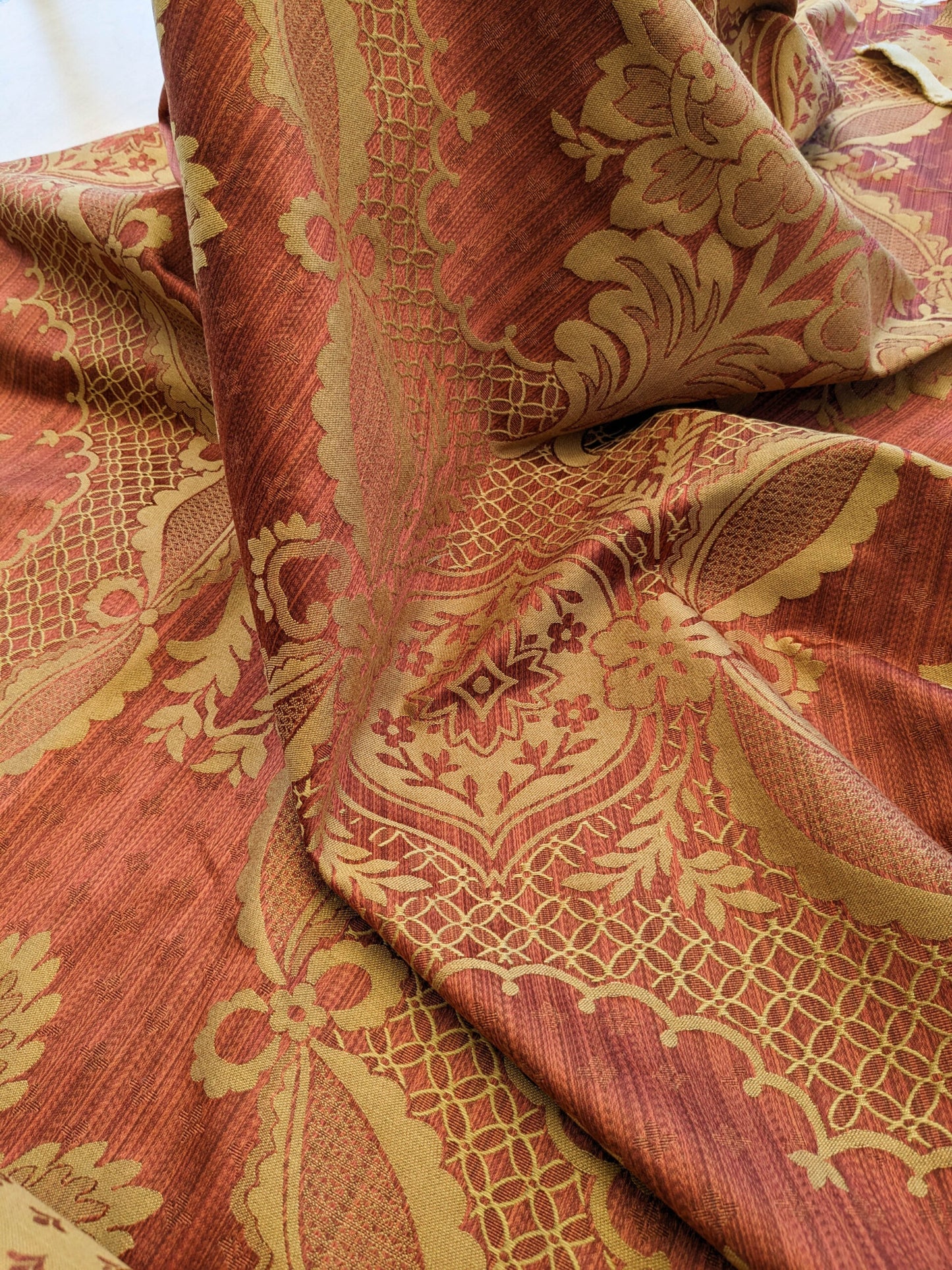 Scalamandre Bosfo Damask Red/ Gold Cotton Strie Damask Rose Greek Urn Medallion MSRP USD 284/y