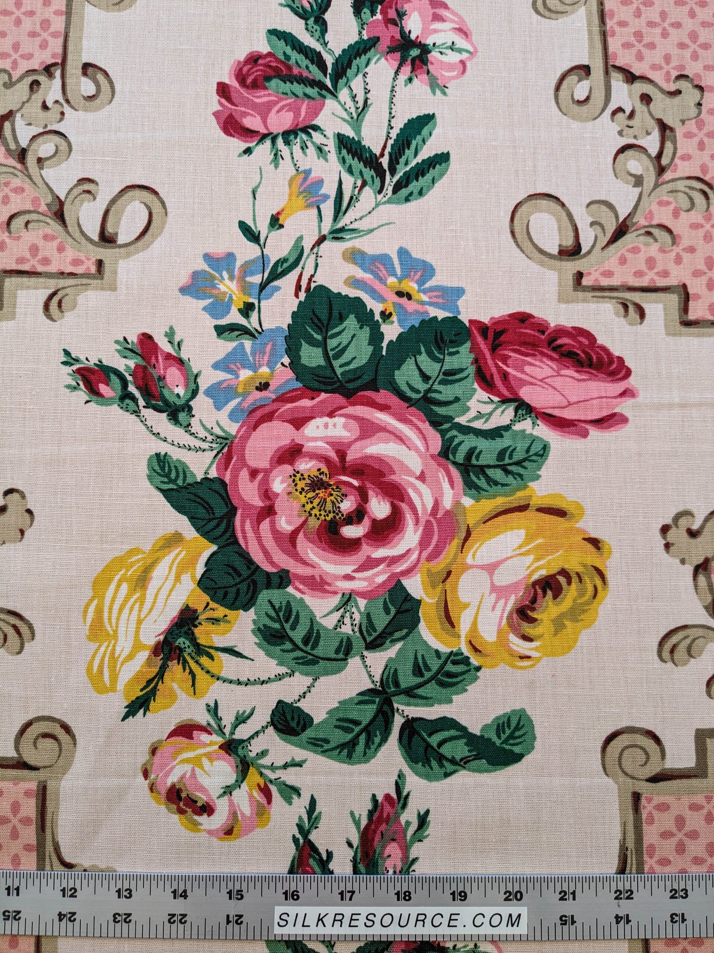 Scalamandre Belgrave Panel Multi Pink Red Green White Floral Large Scale MSRP USD 170/y