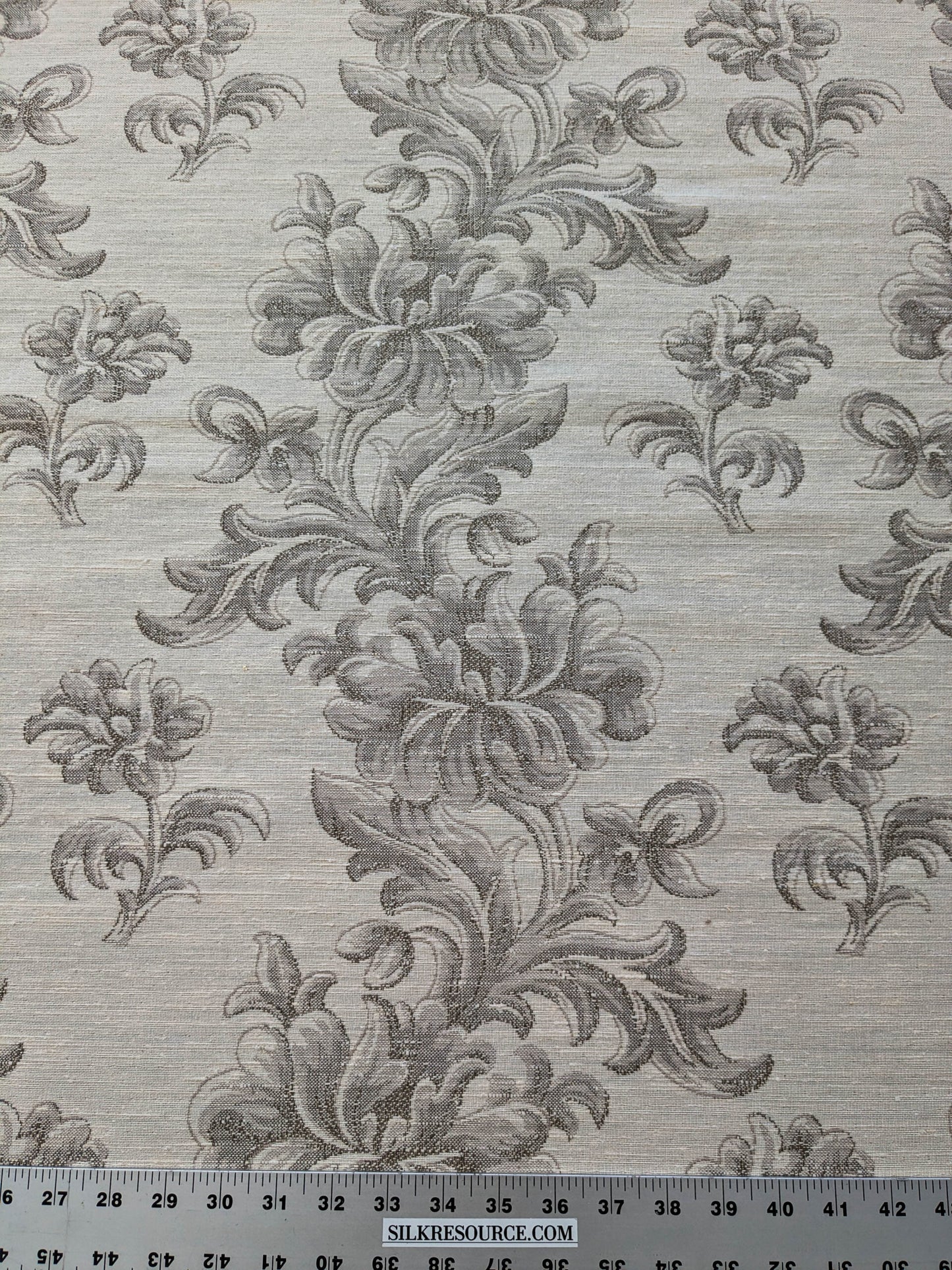 0.88Y Scalamandre Arles Taupe Gray Beige Floral Botanical Cotton Linen MSRP USD 196/y