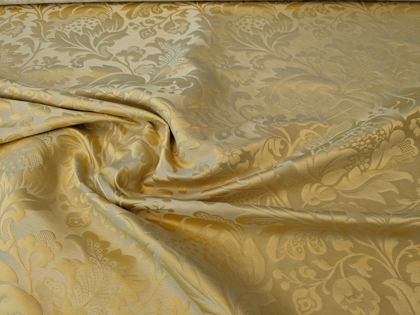 Scalamandre Damask Yellow Gold Floral Botanical Renaissance 1.9y